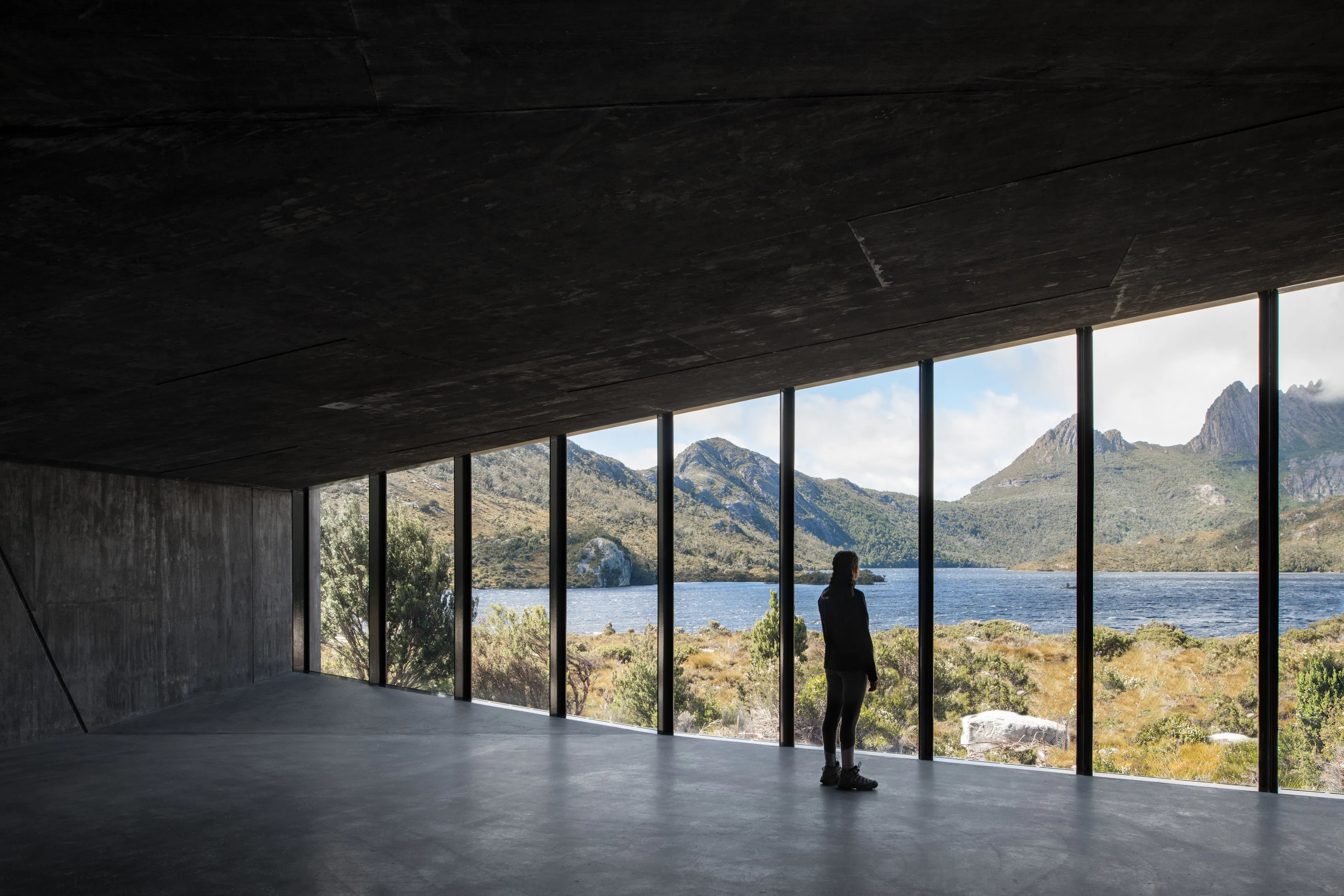 Dove Lake Viewing Shelter — 11