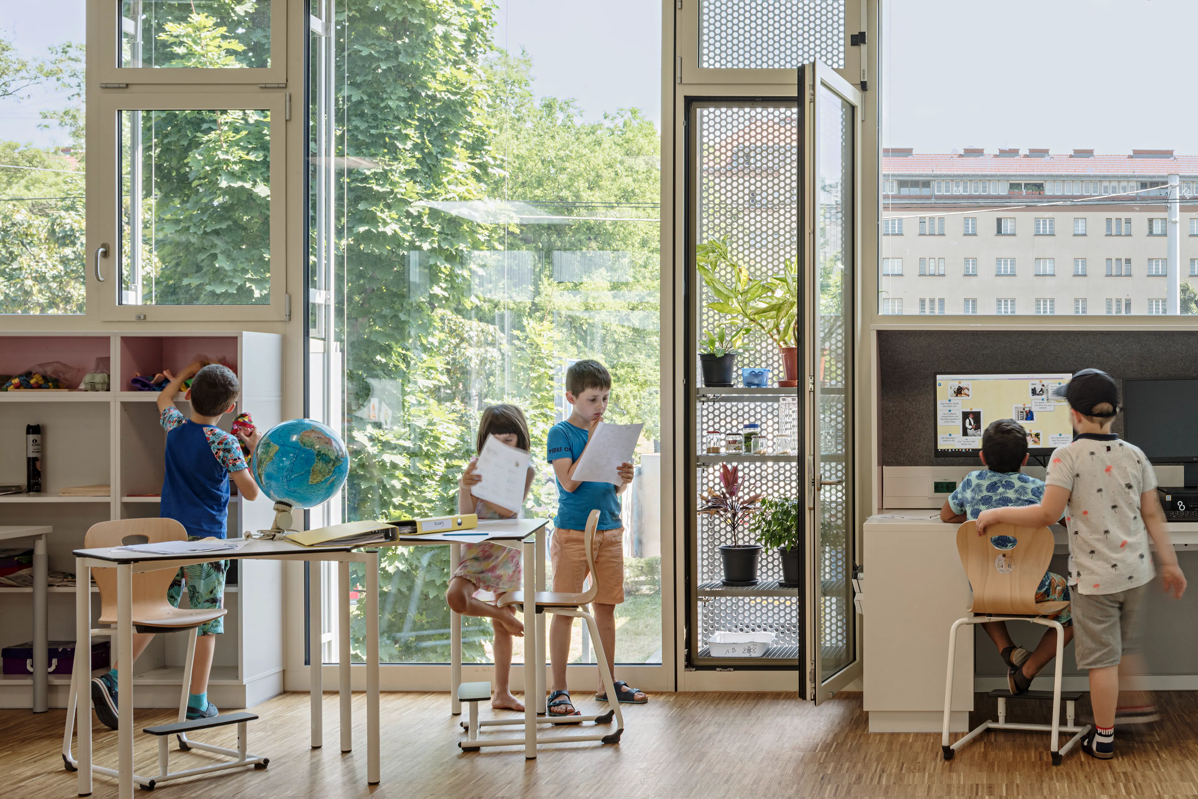 Längenfeldgasse Primary and Vocational School — 3