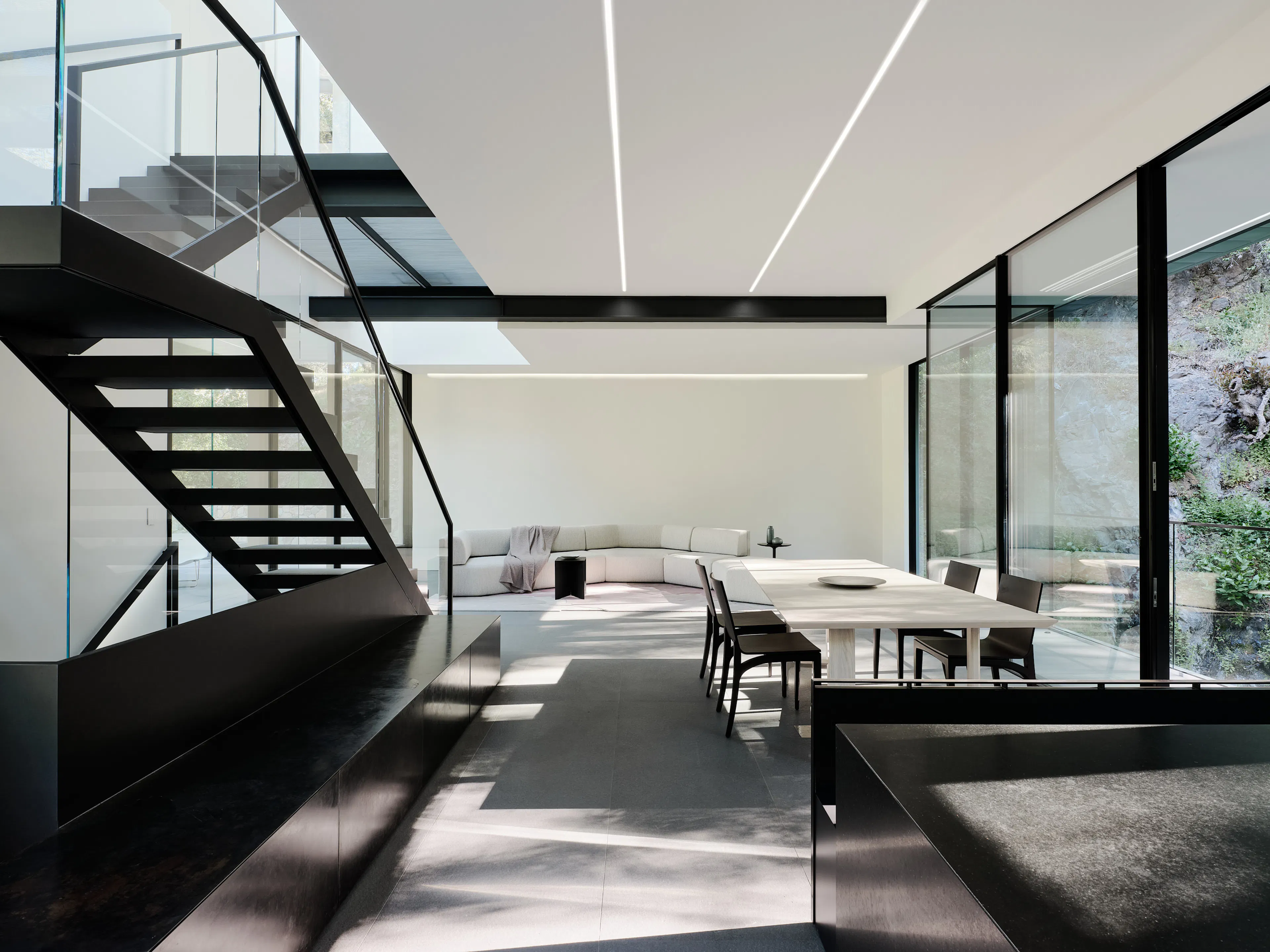 Suspension House — 4