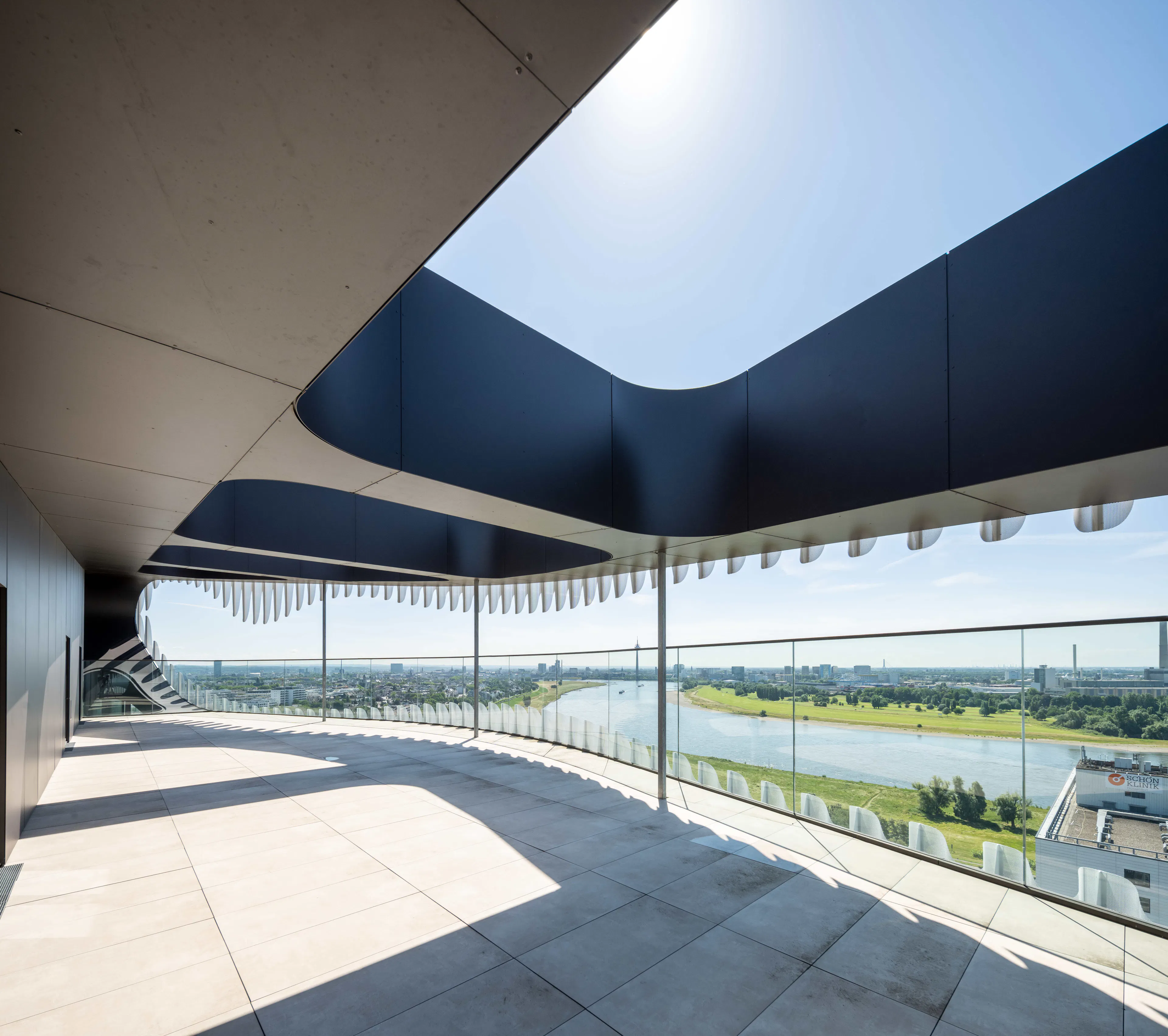 ZIPPER - RKM 740 Tower — 8