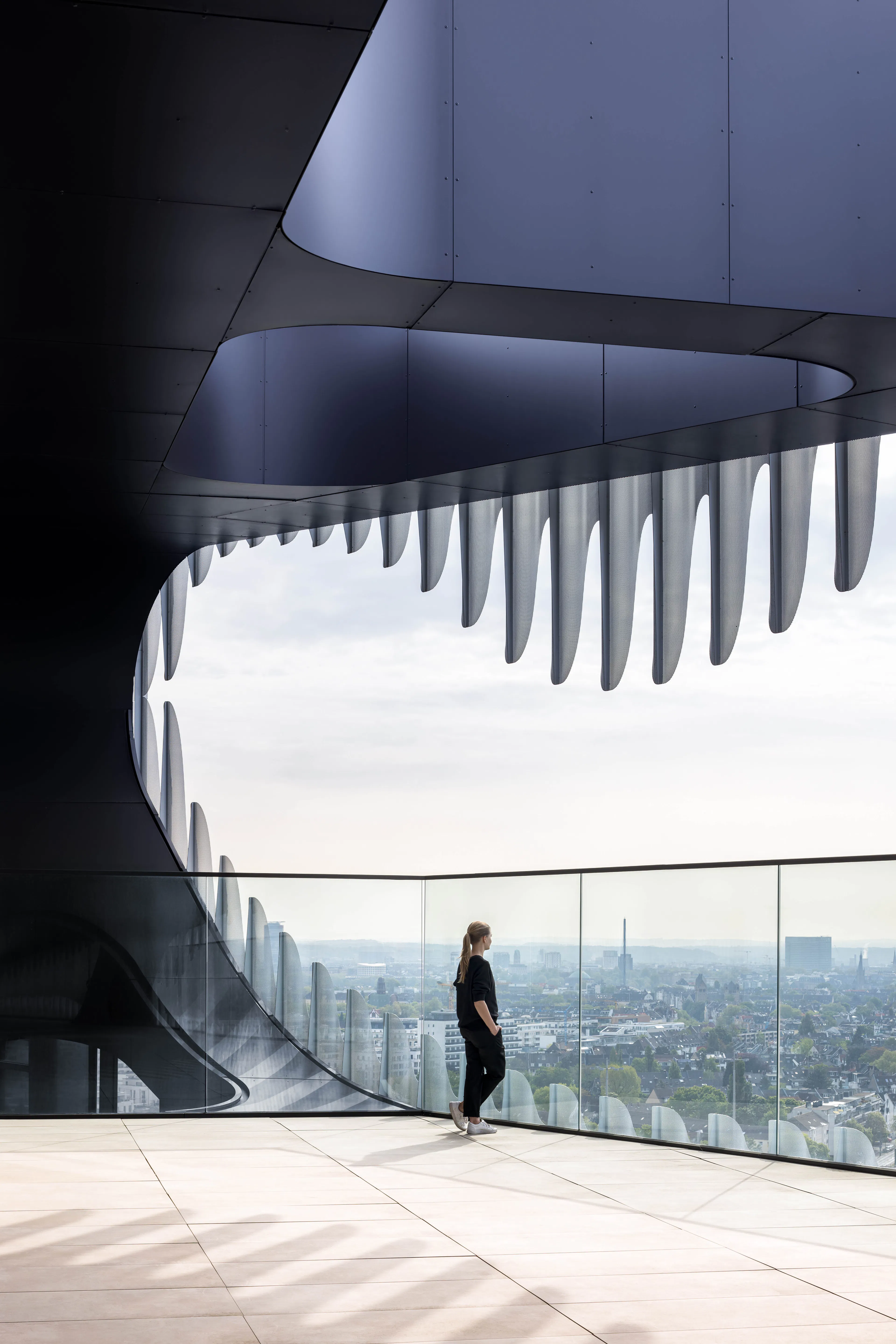 ZIPPER - RKM 740 Tower — 9