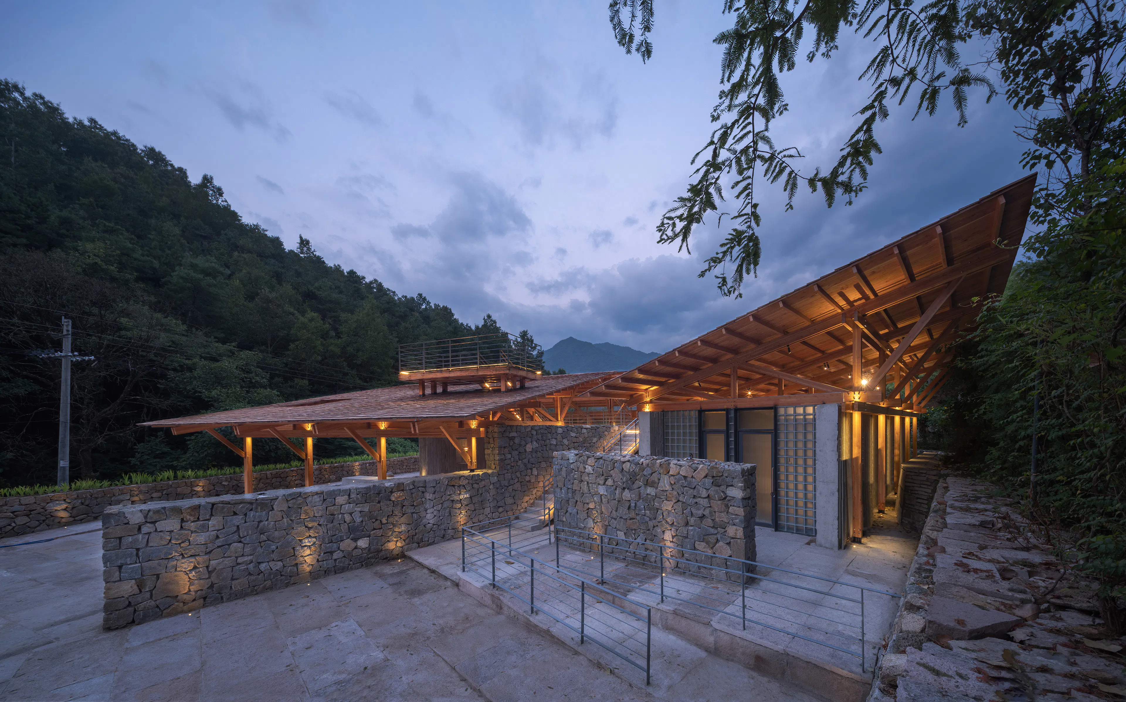 Red Brick Public Toilet on Liuba Old Street — 42
