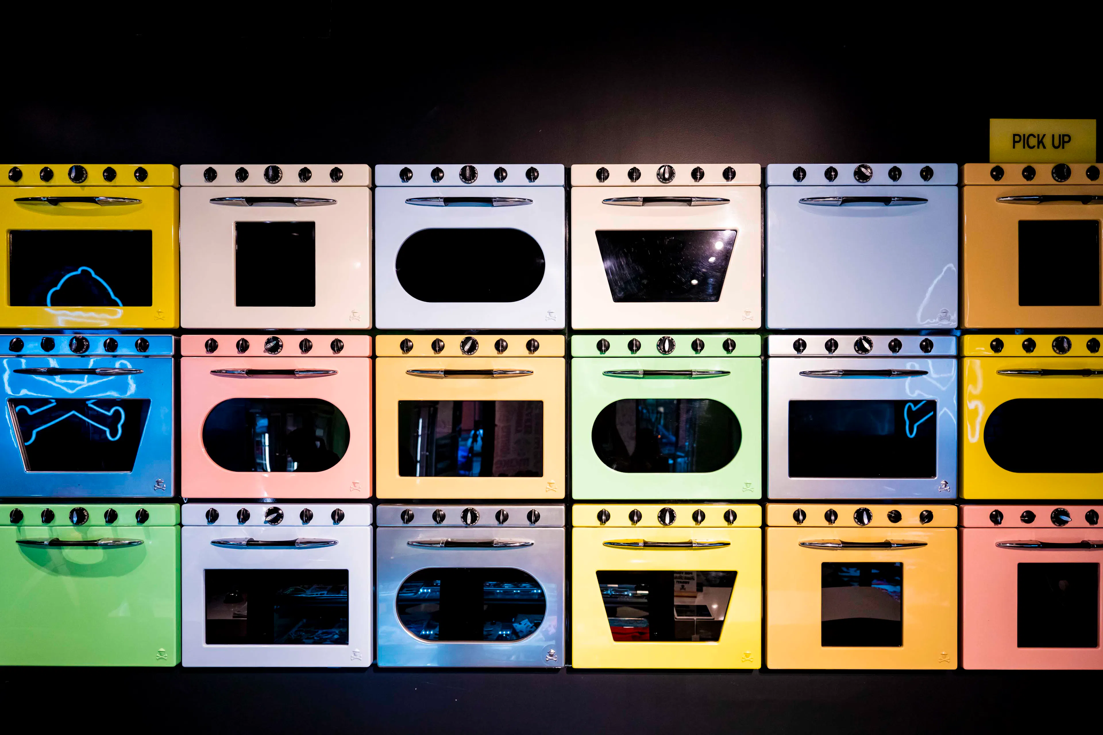 Johnny Cupcakes — 4