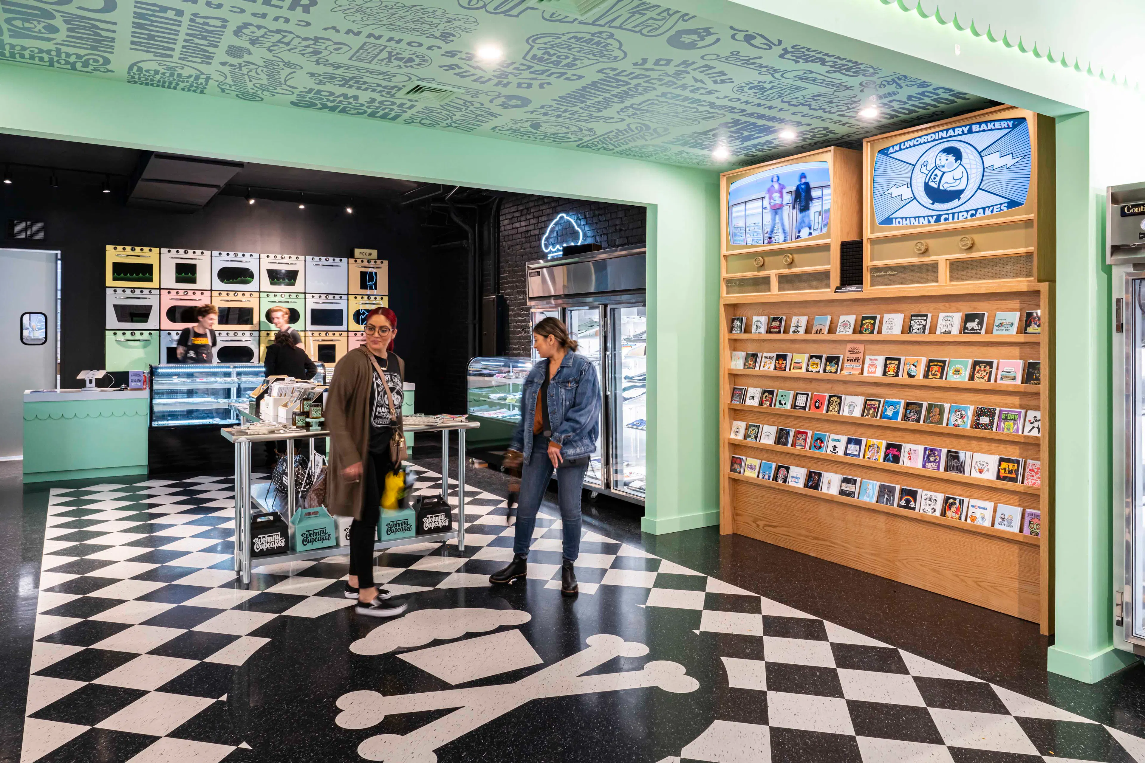 Johnny Cupcakes — 16