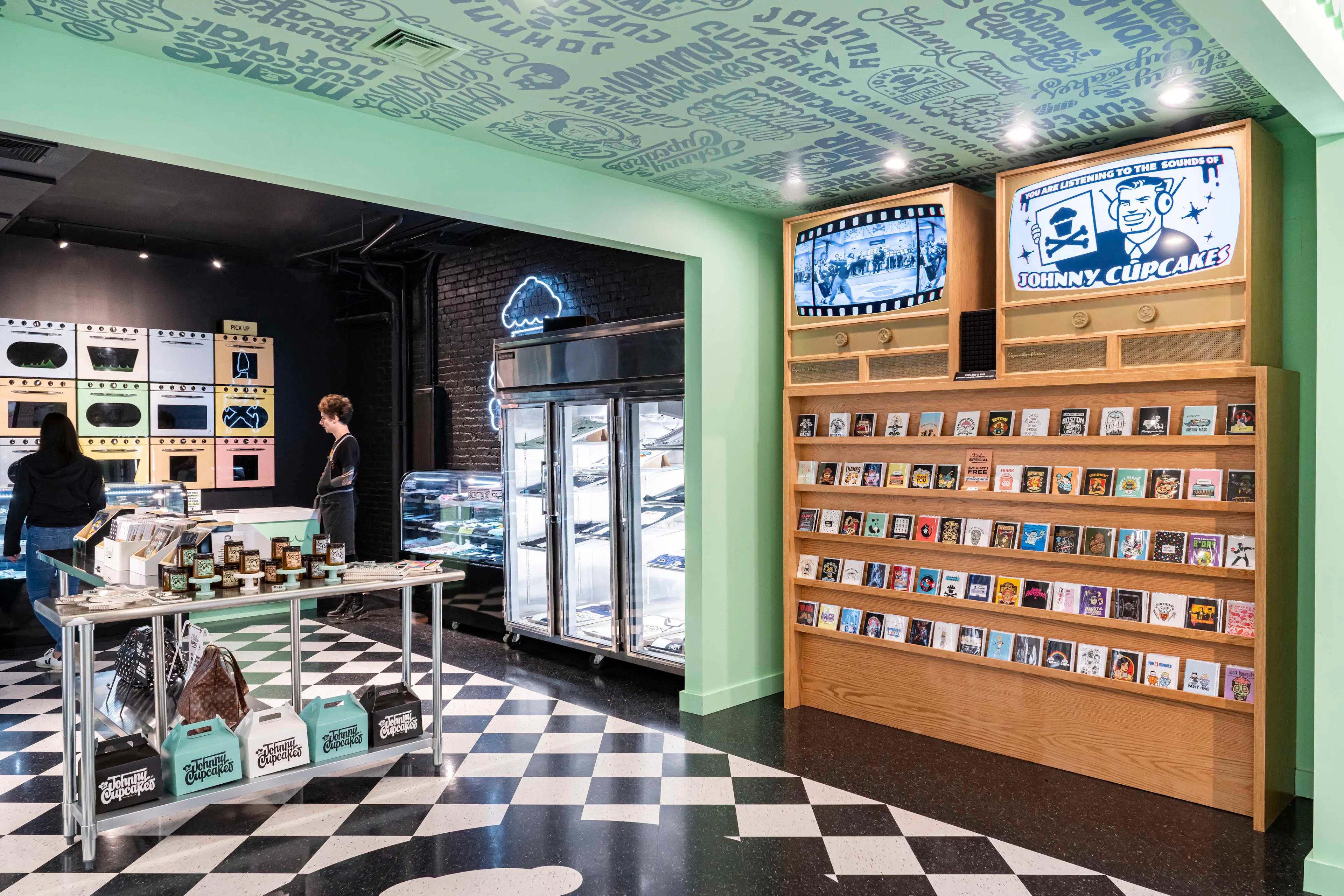 Johnny Cupcakes — 19