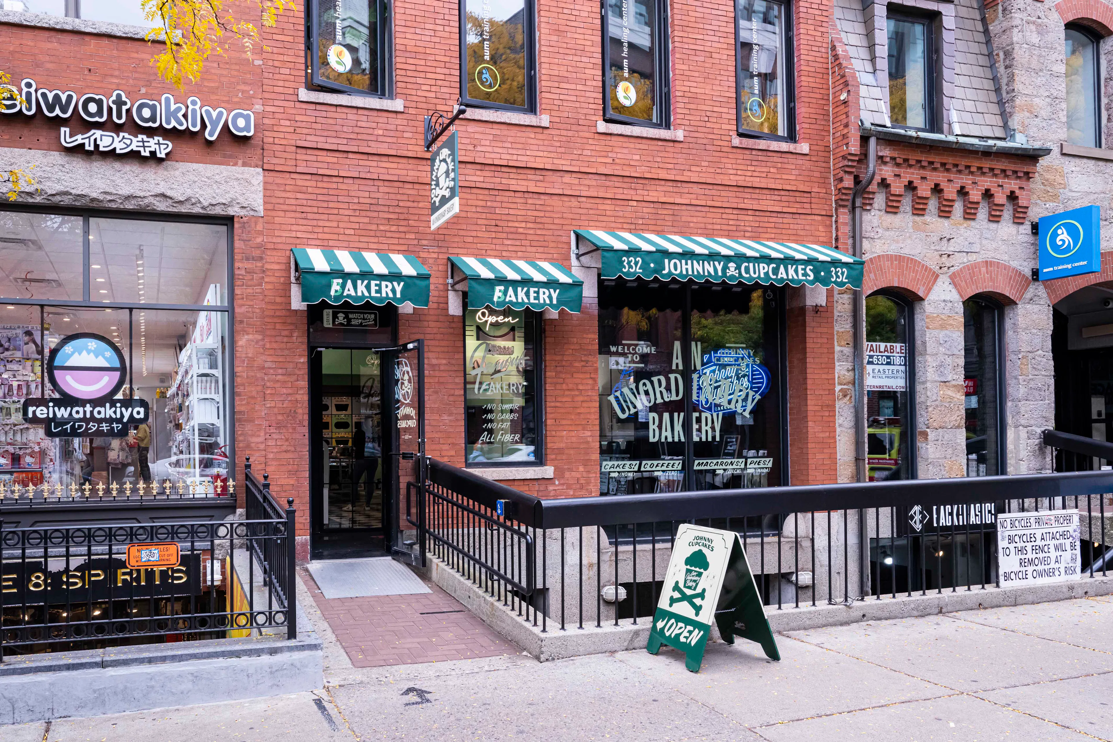 Johnny Cupcakes — 78