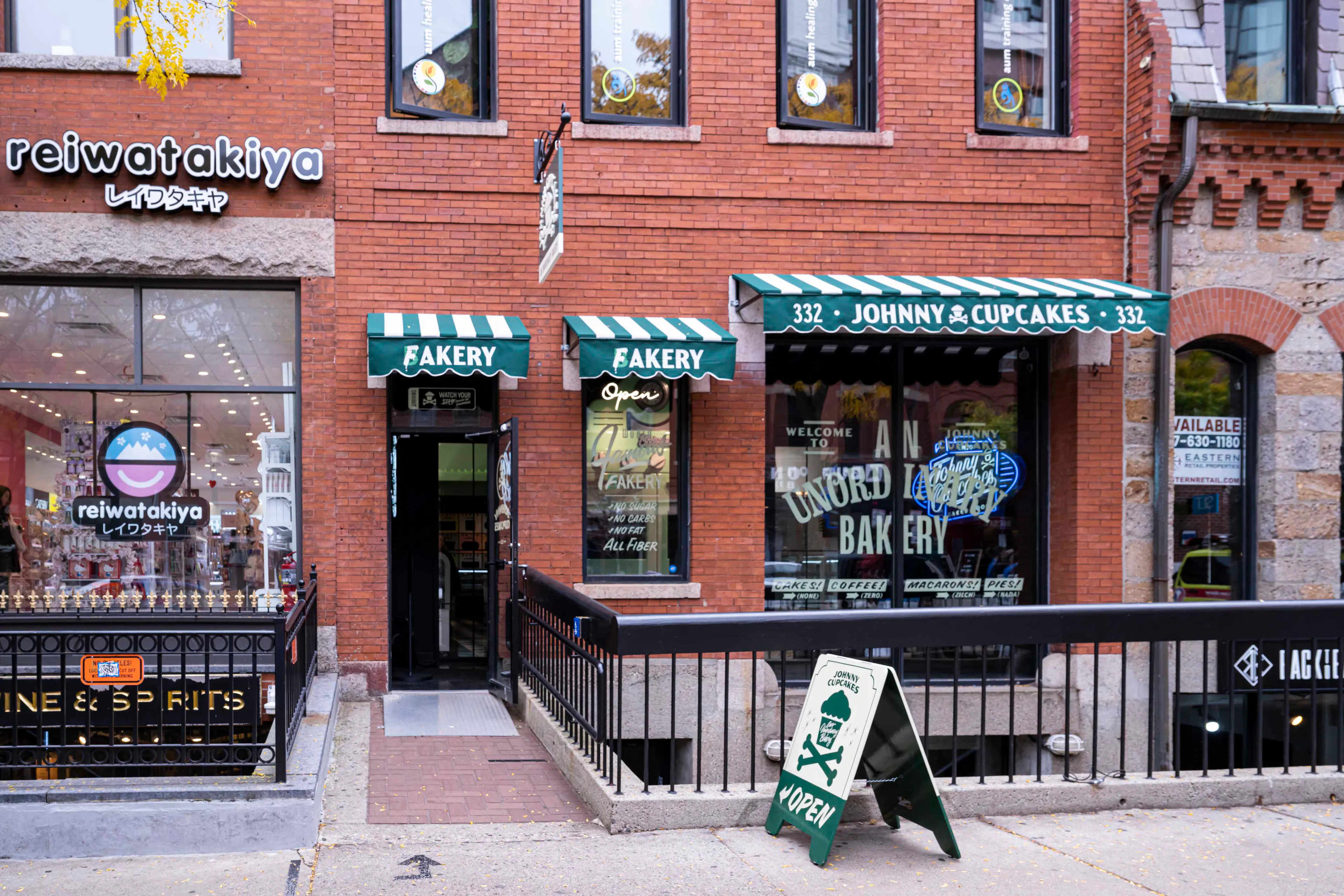 Johnny Cupcakes — 79