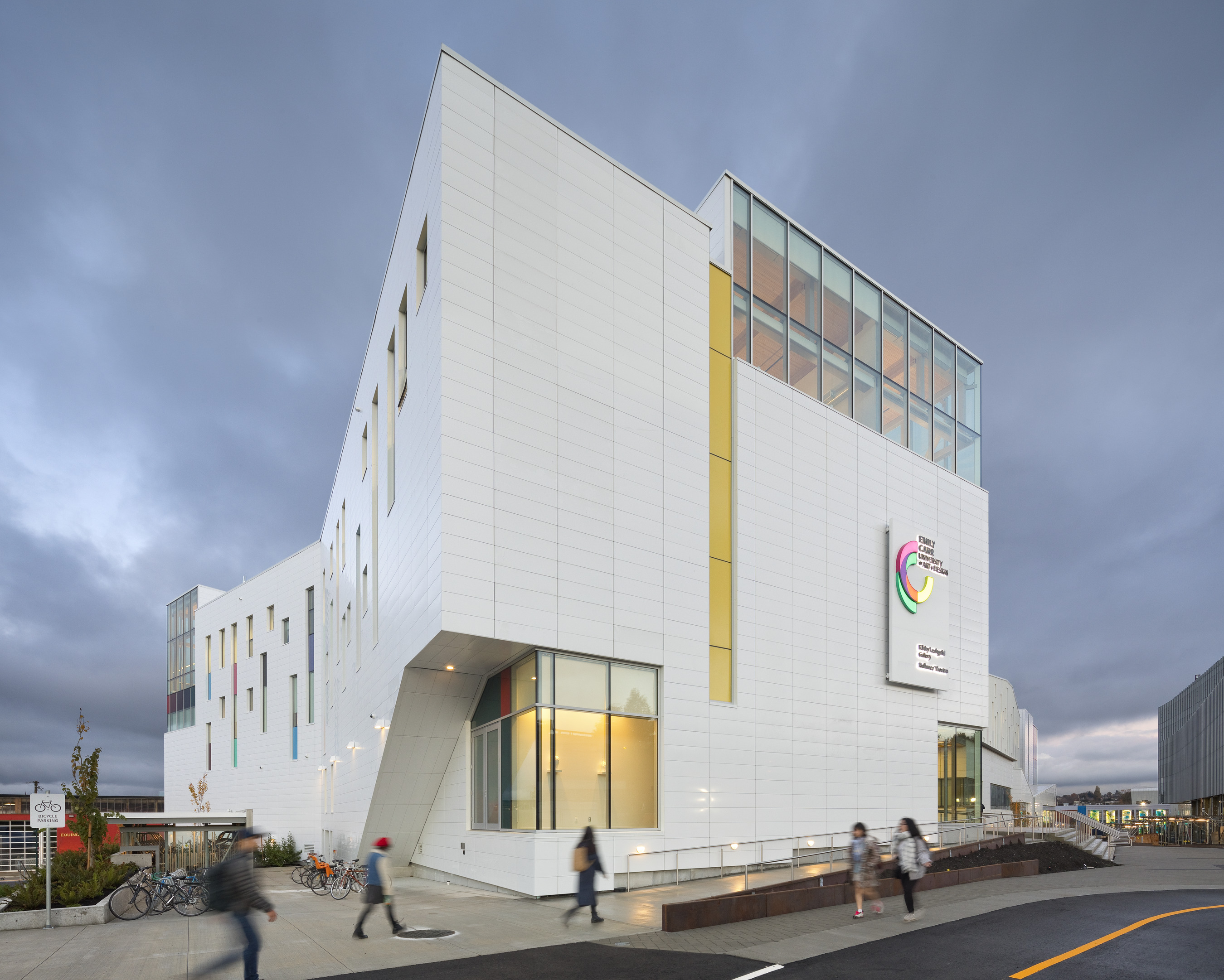 Emily Carr University Of Art + Design By Diamond Schmitt - Architizer