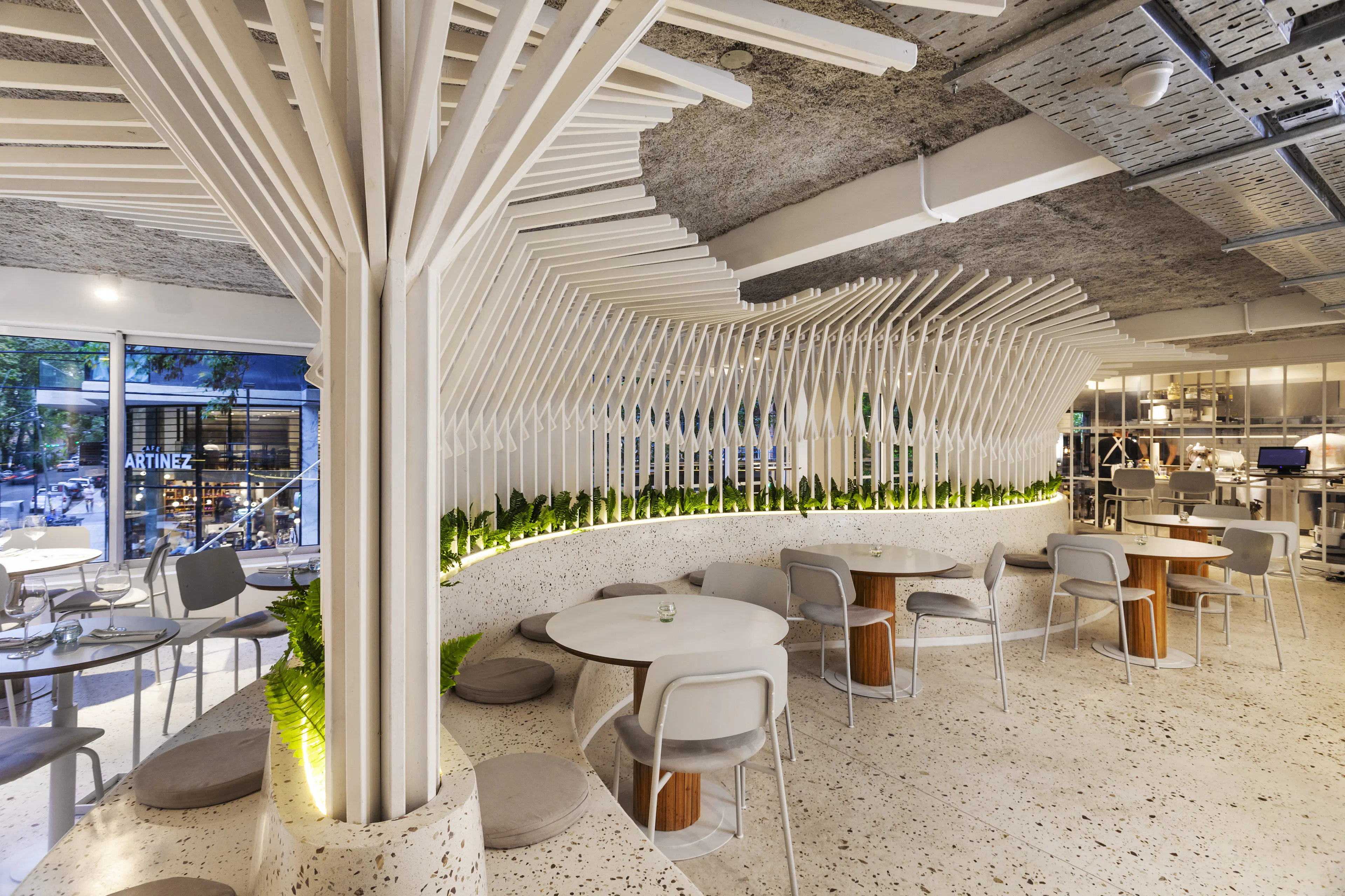 Manduca Market — 46