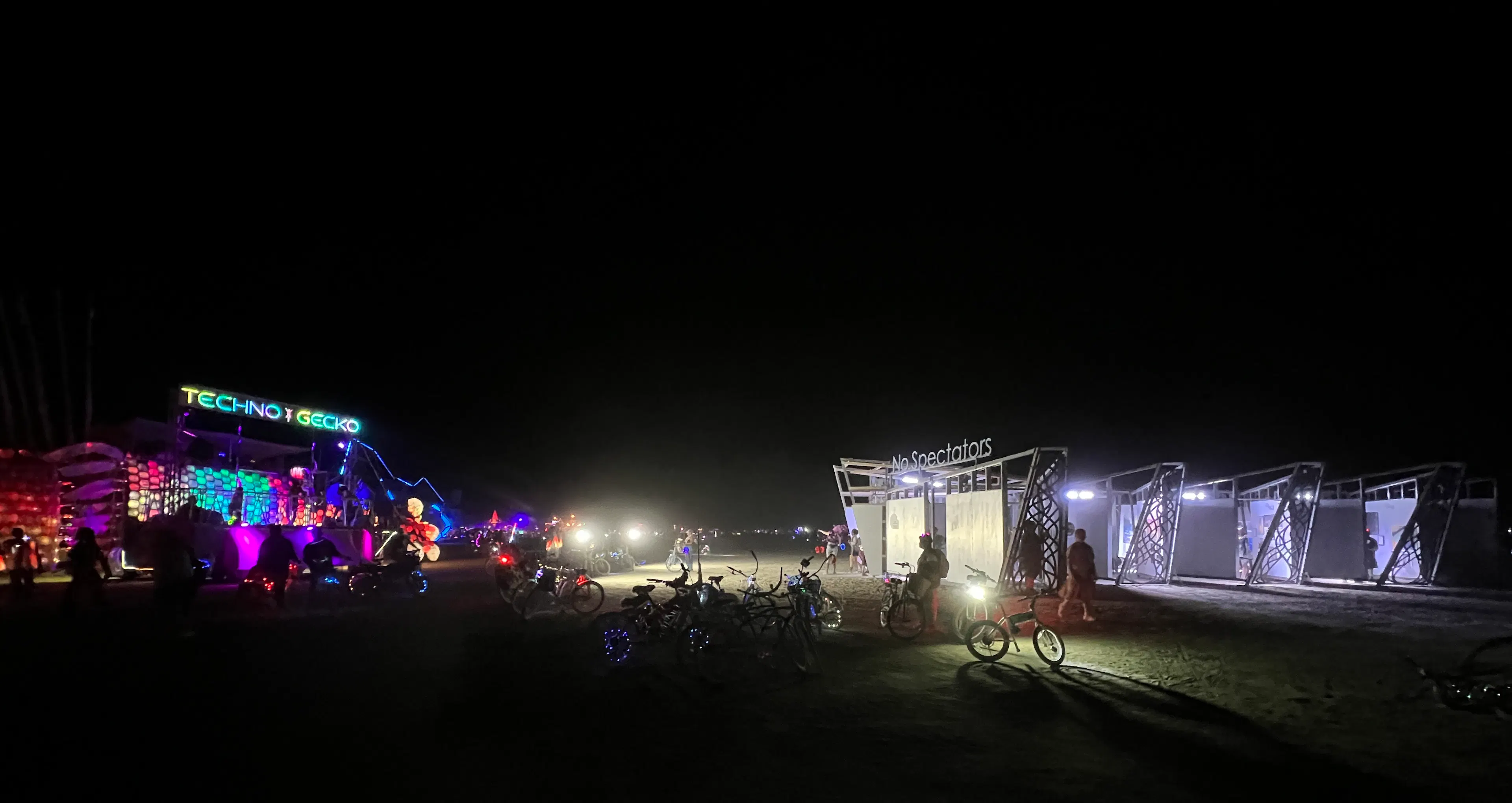 The Museum of No Spectators — 4