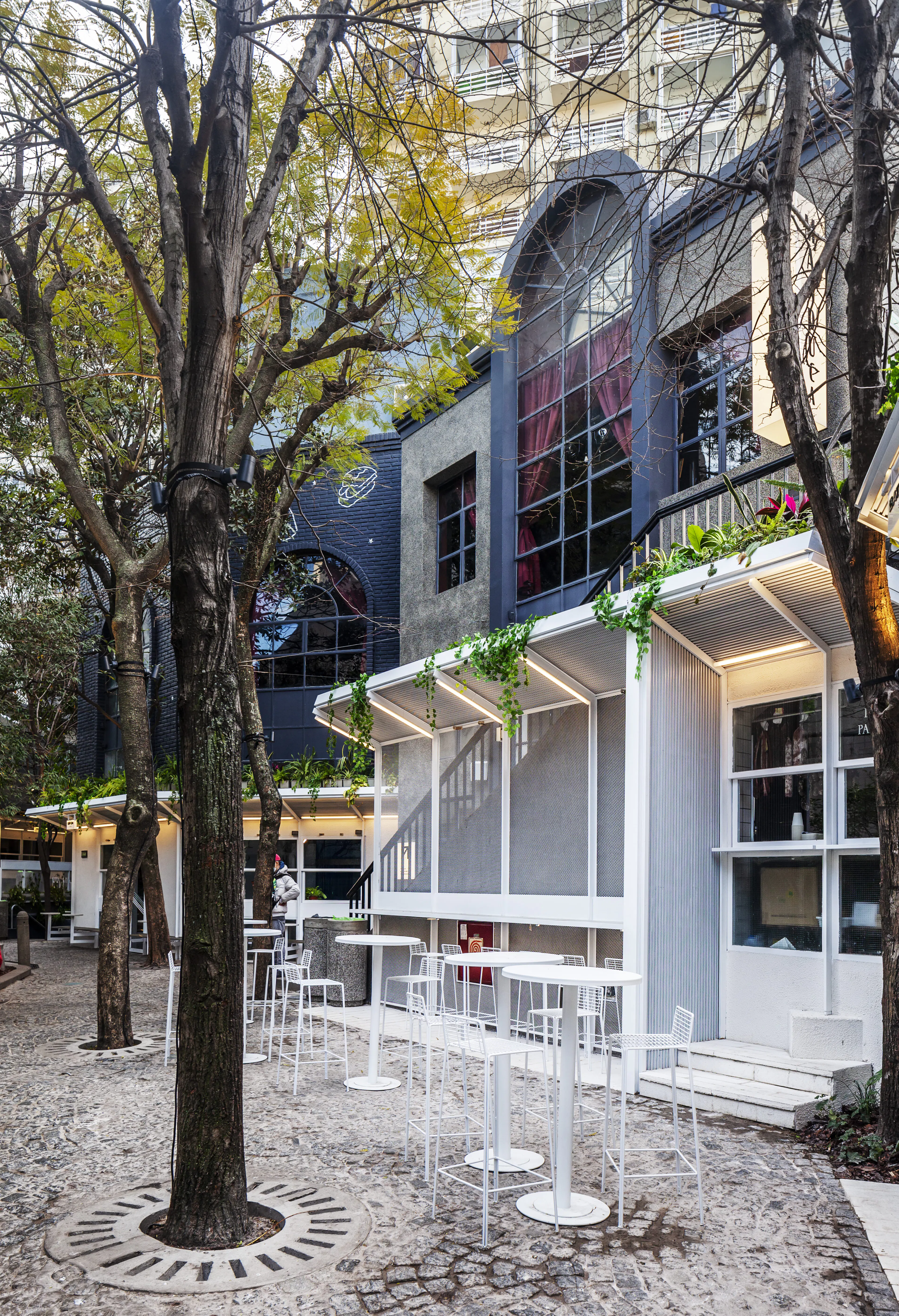 Manduca Market — 18