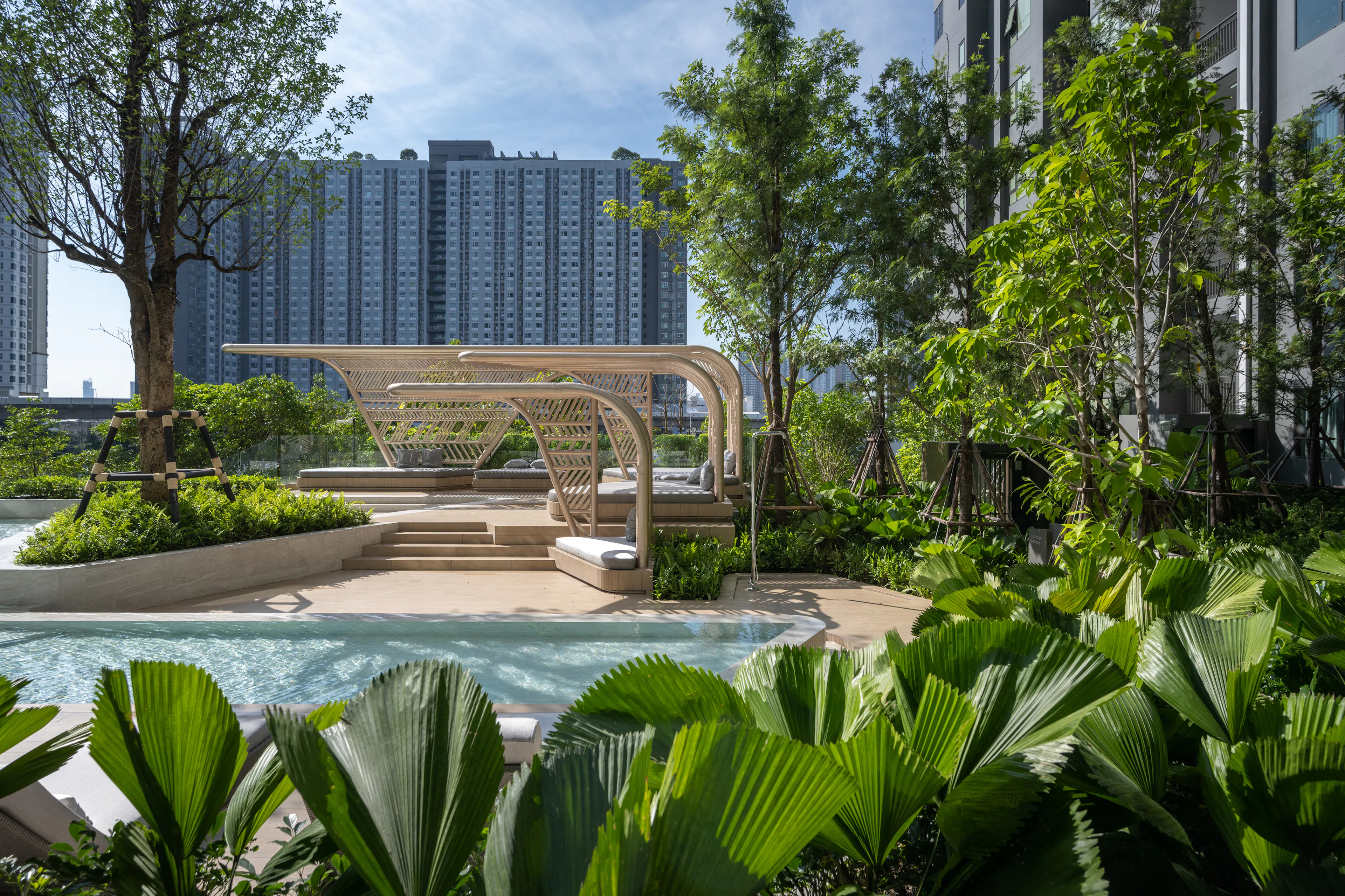 SIERRA SATHORN — 15
