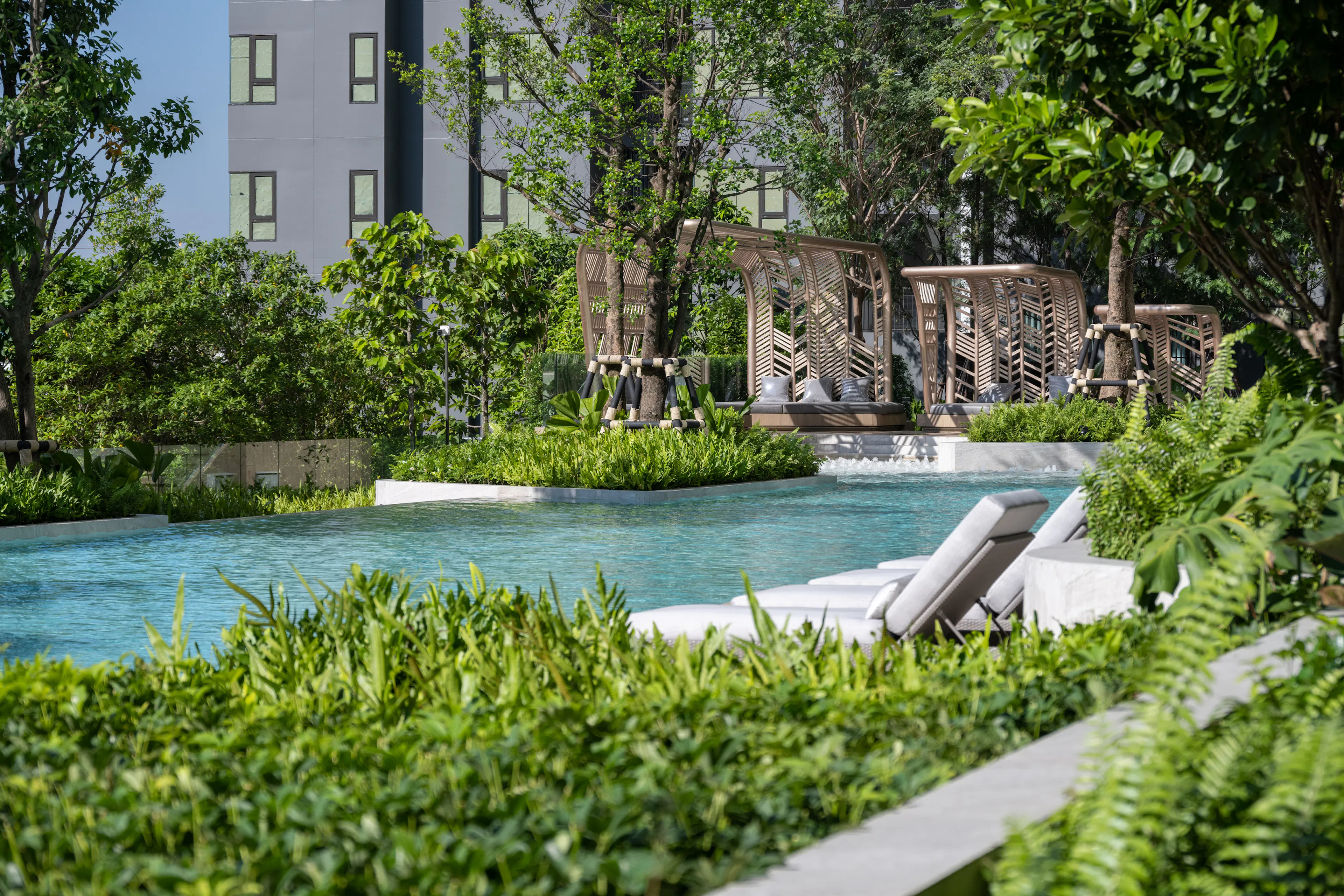 SIERRA SATHORN — 14