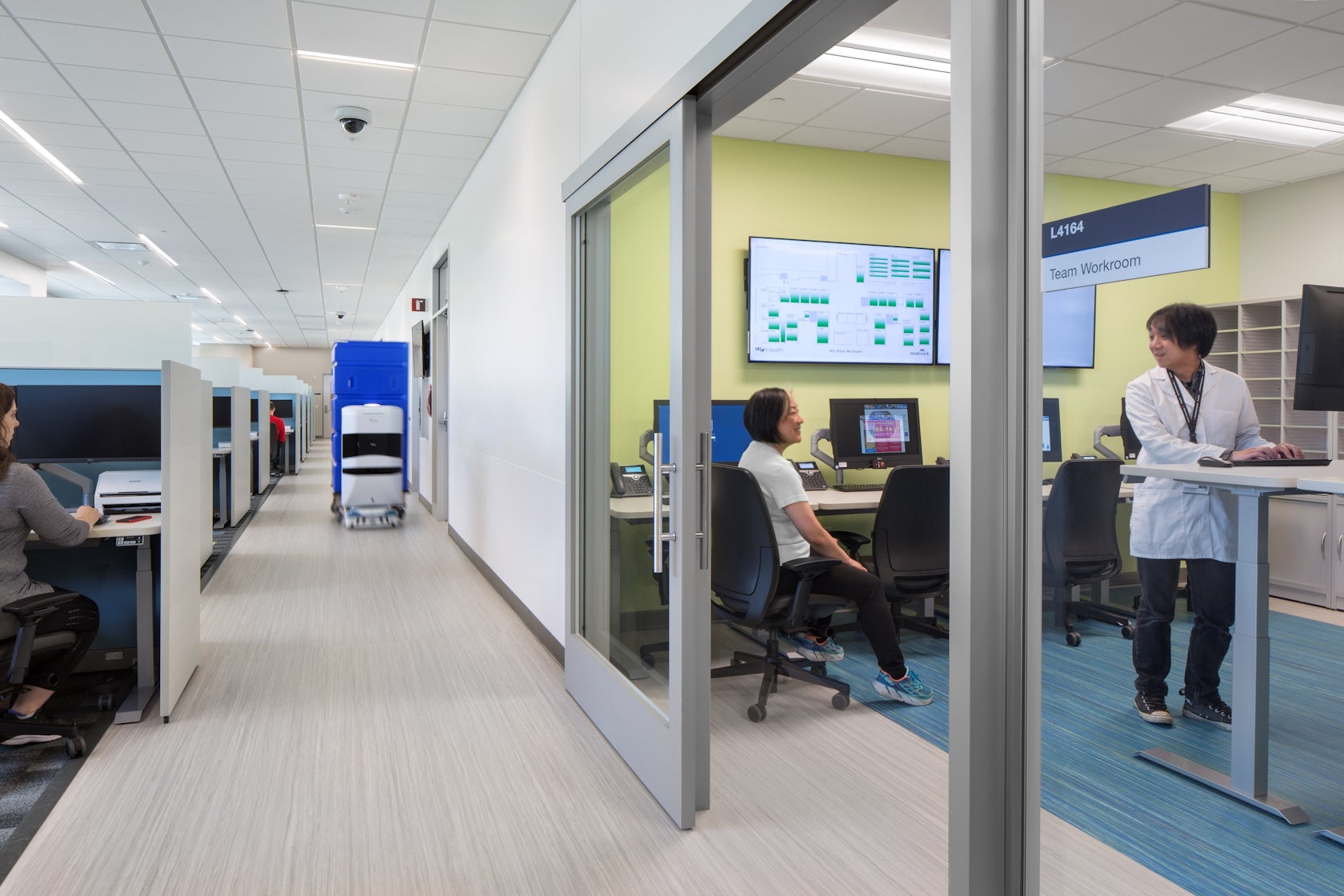 UCSF Bakar Precision Cancer Medicine Building by Stantec Architizer