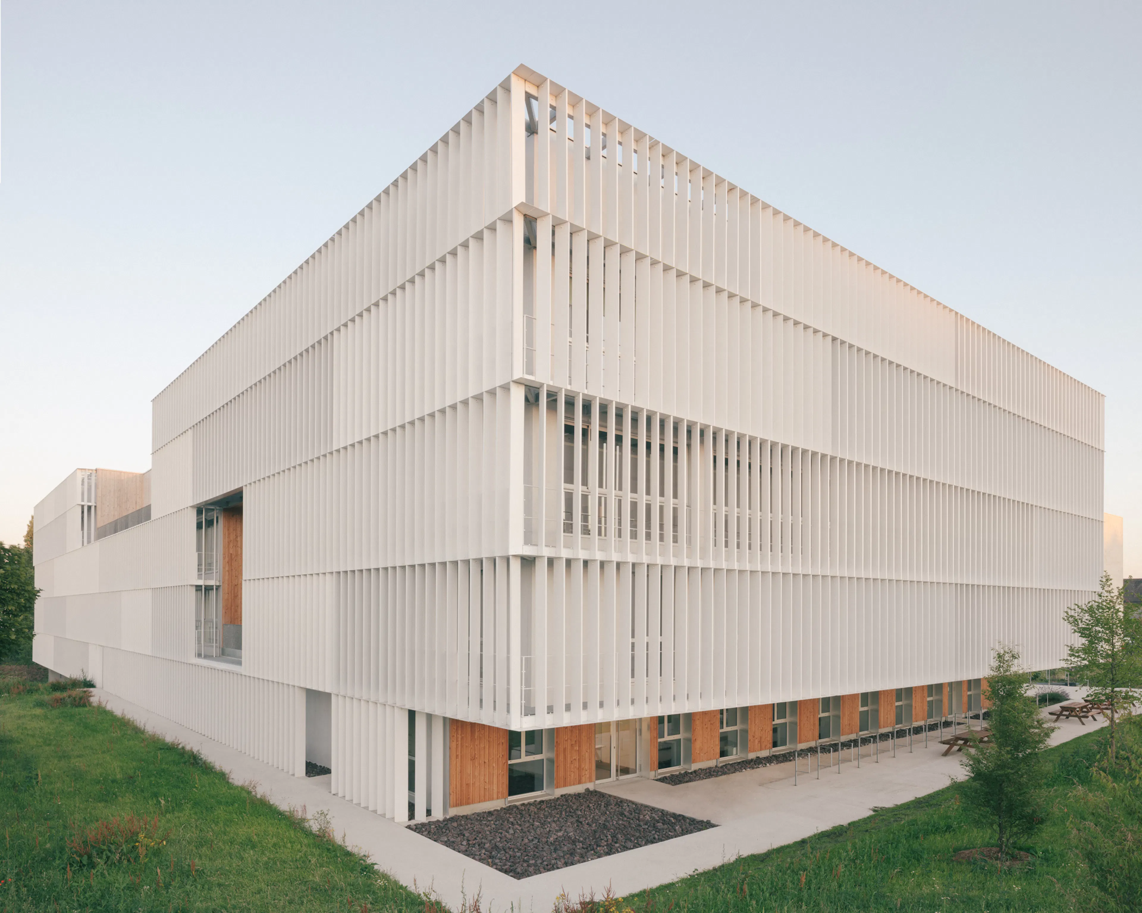 ESIEE-IT school of engineering and digital expertise's — 27