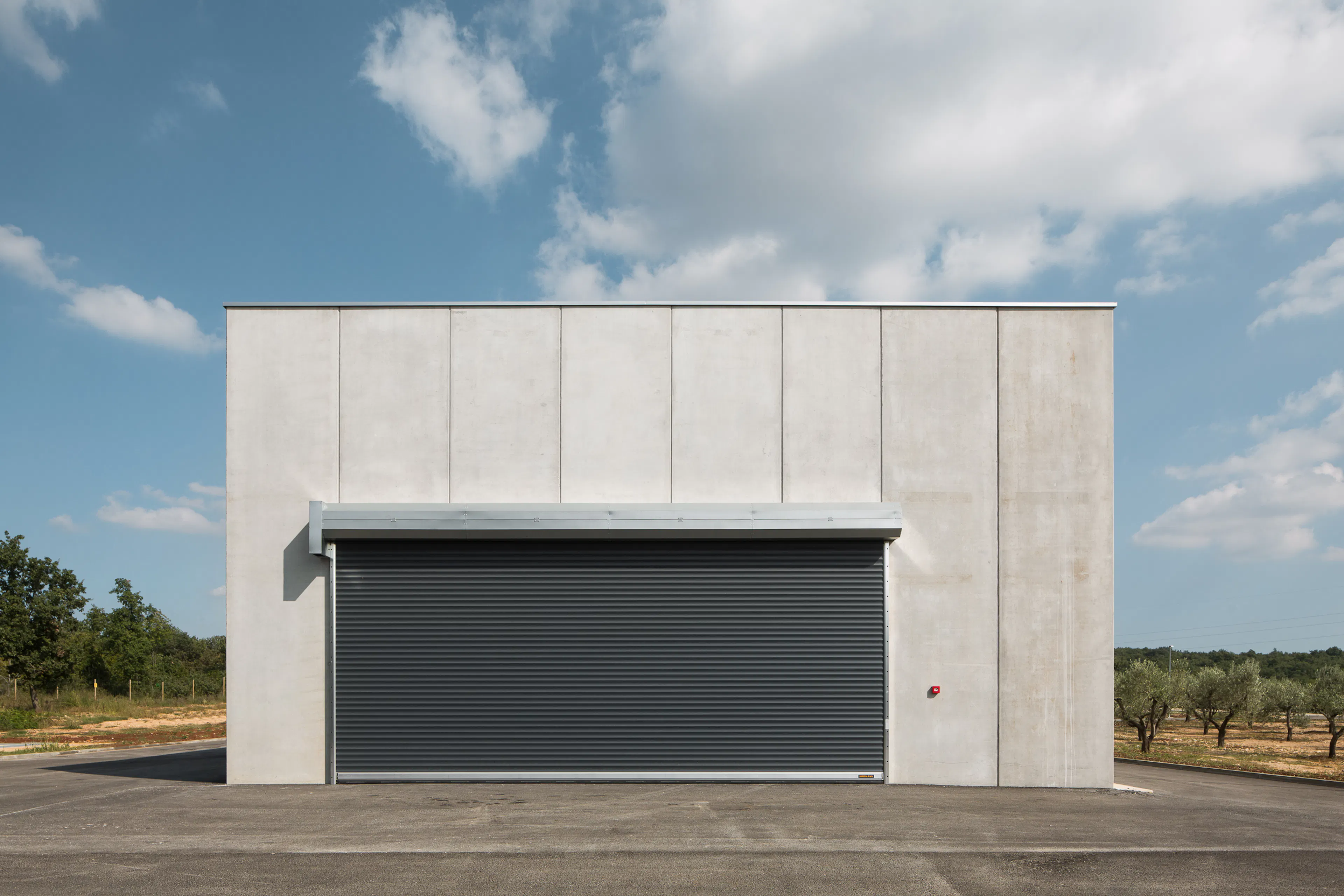 Red soil house — 29