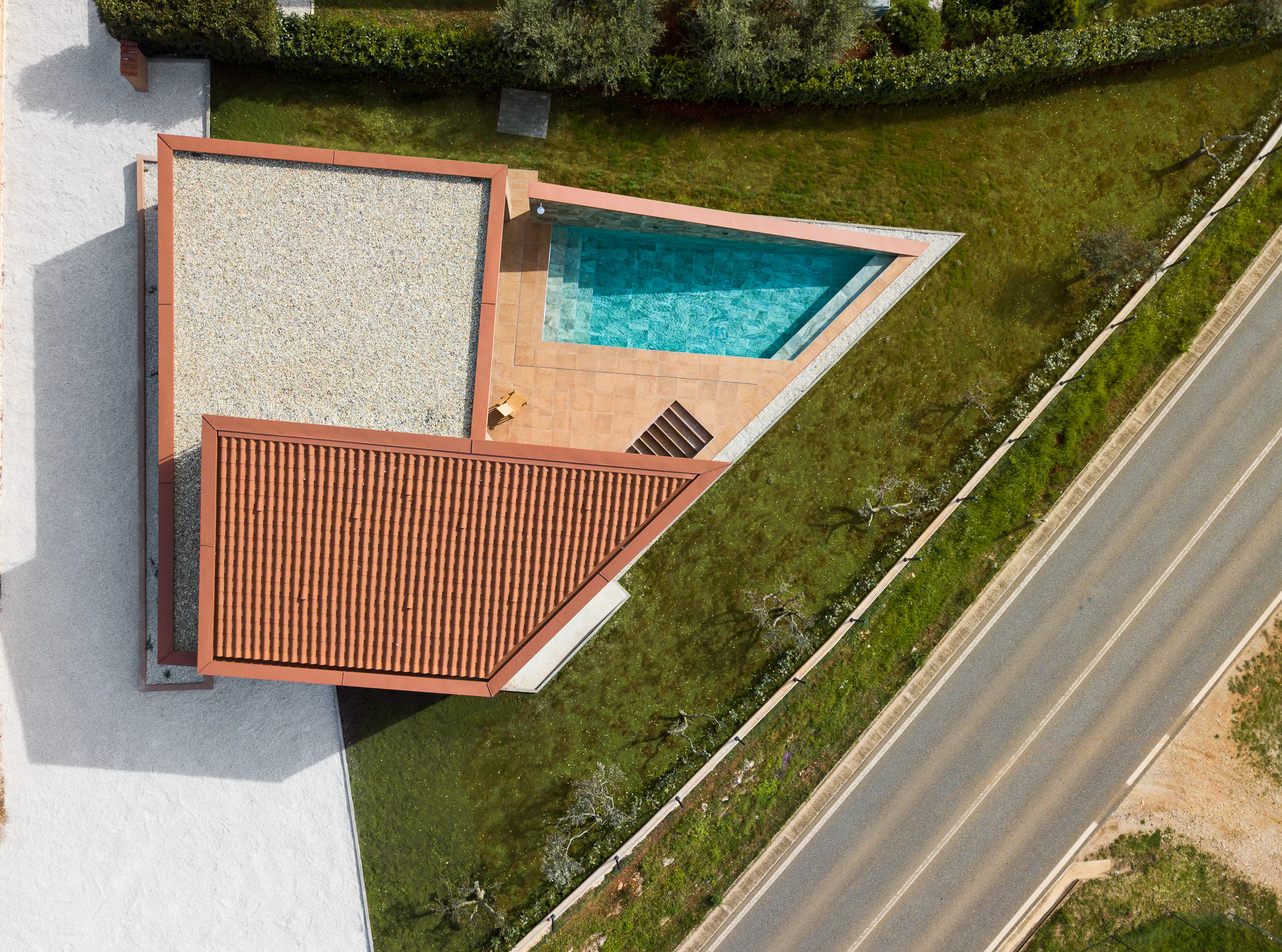 Red soil house — 26