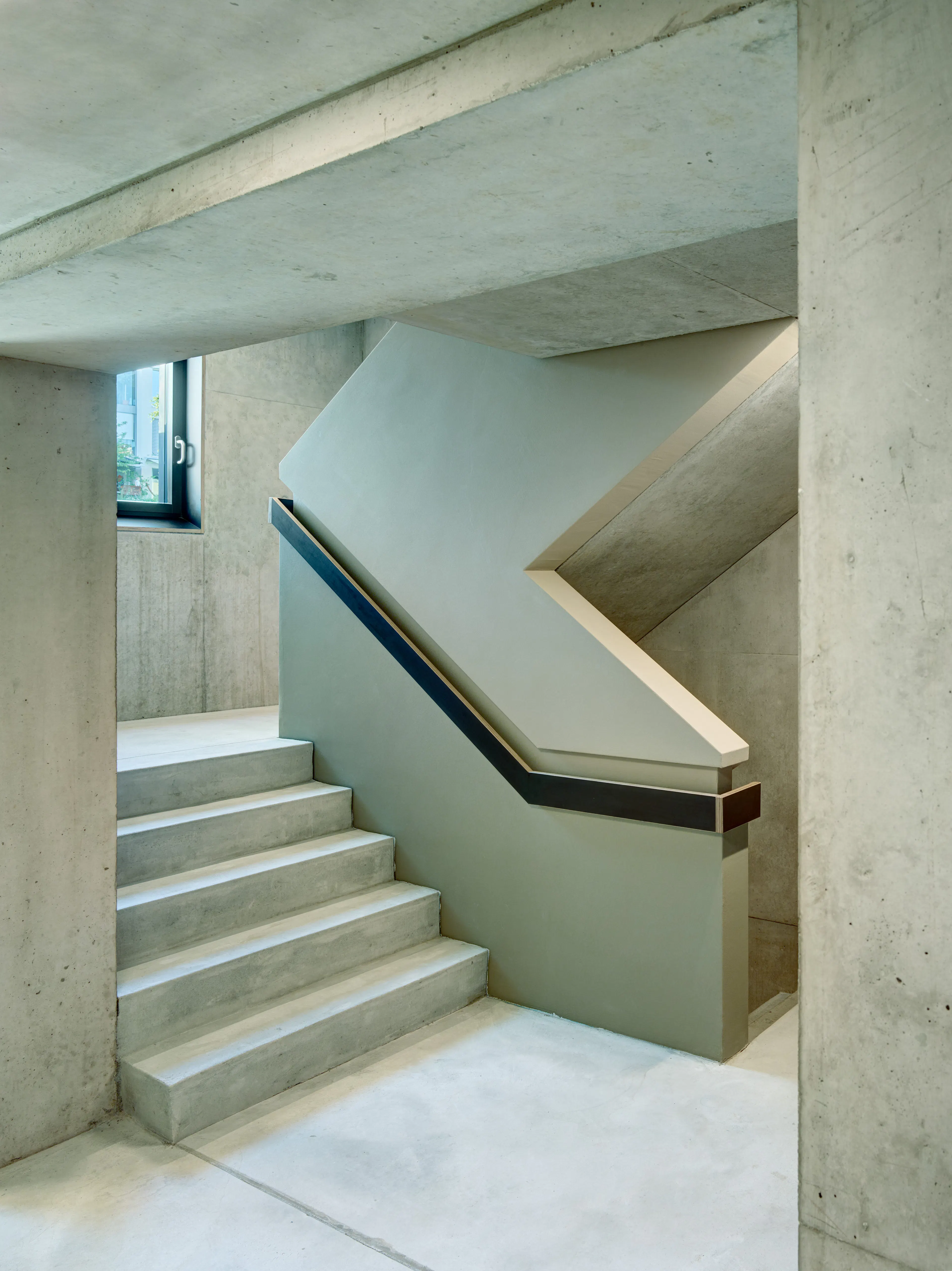 Apartment Building L329 — 10