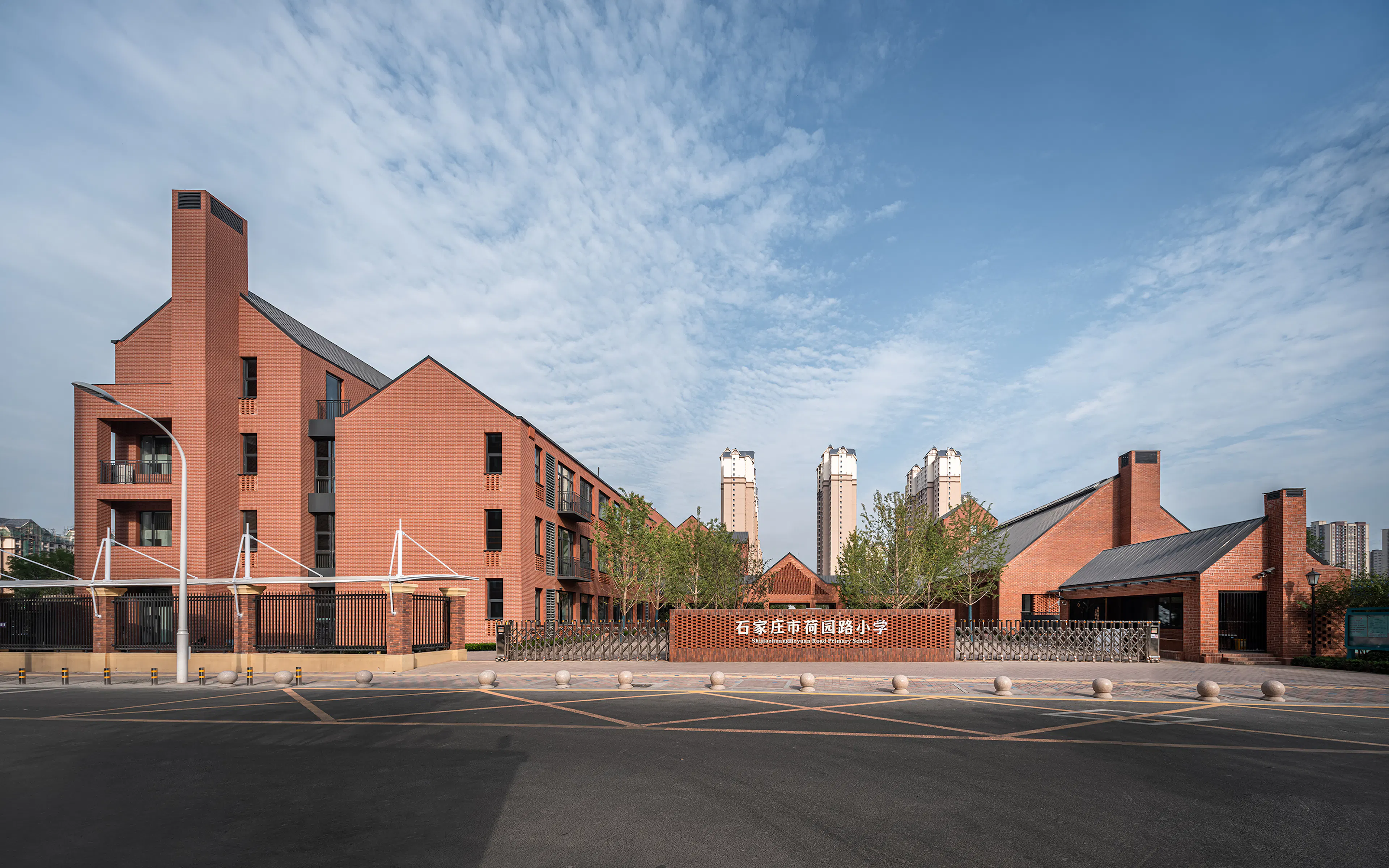 Vanke Shijiazhuang Feicuishuyuan（Heyuan Road） Primary School — 2