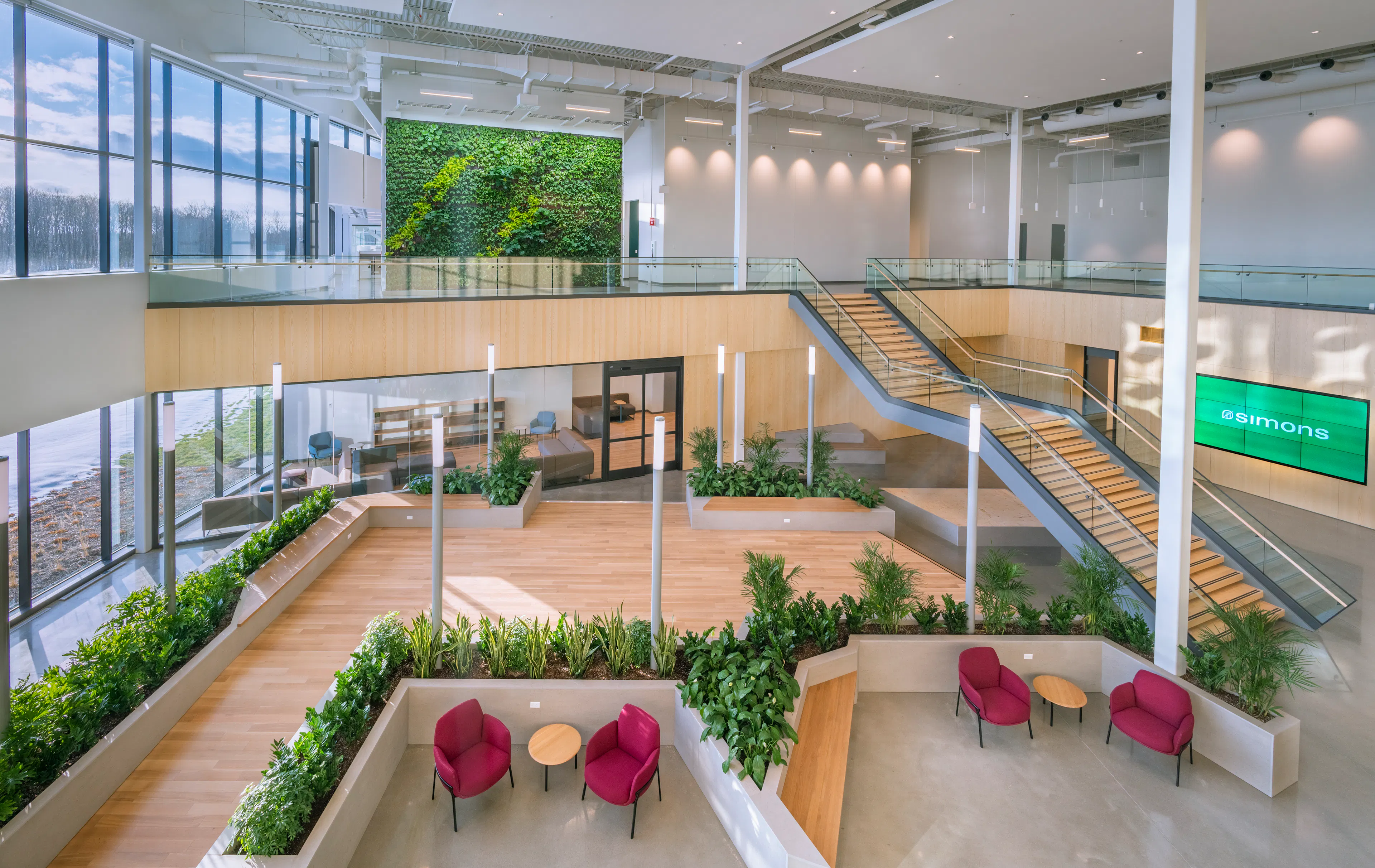 La Maison Simons — 6