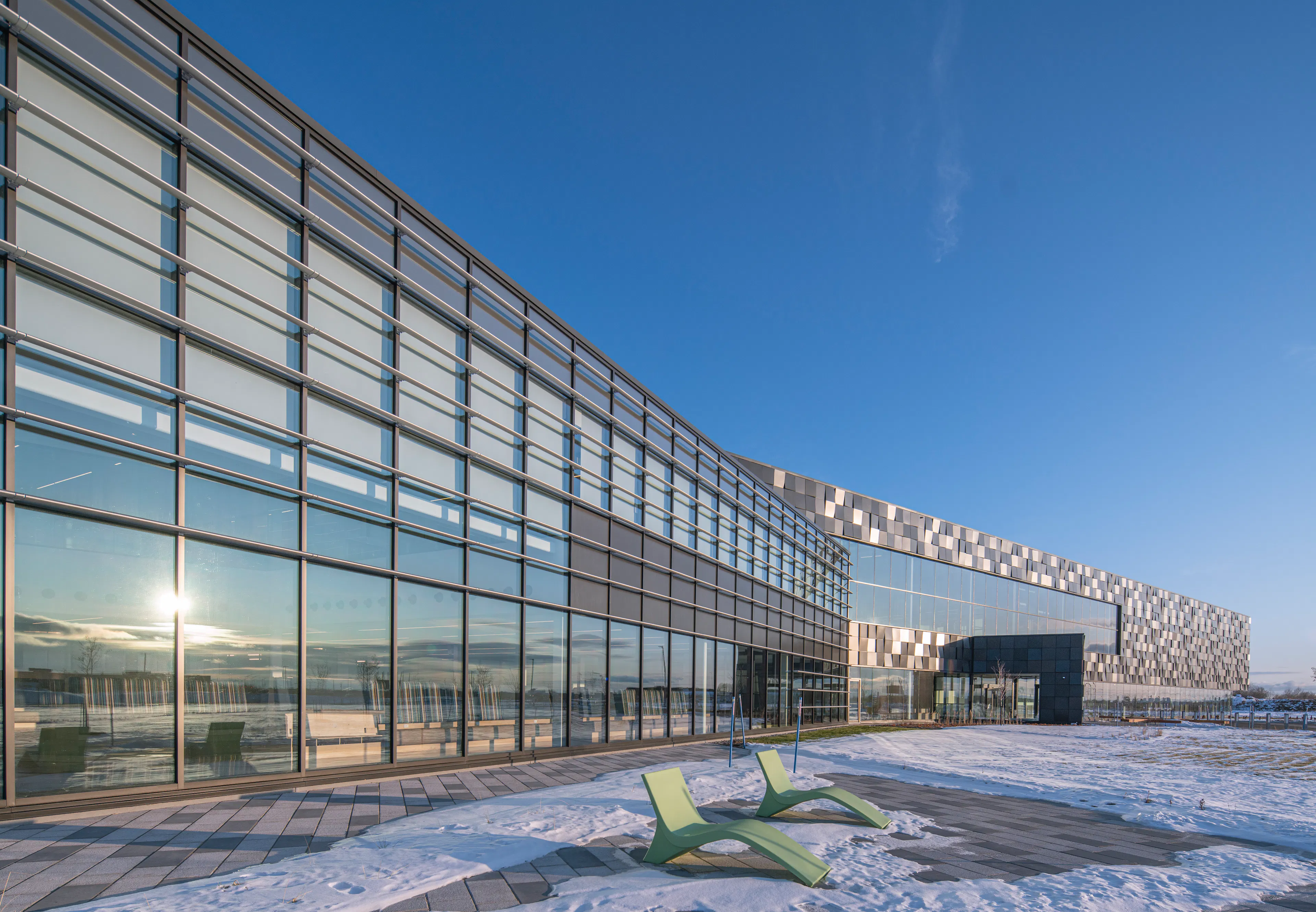 La Maison Simons — 4