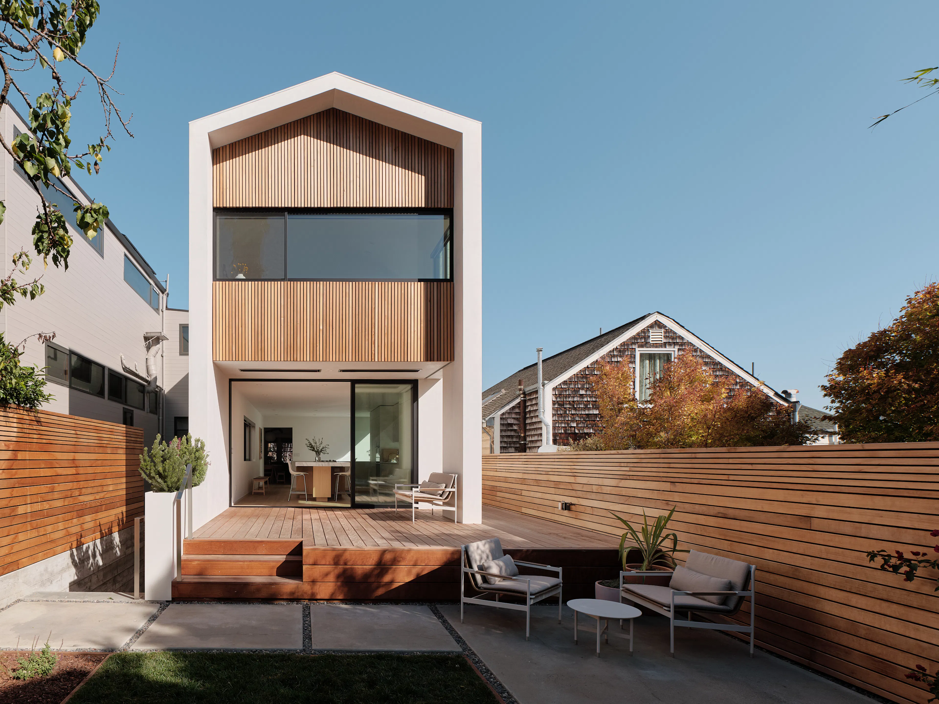 Edmonds + Lee Architects — 2
