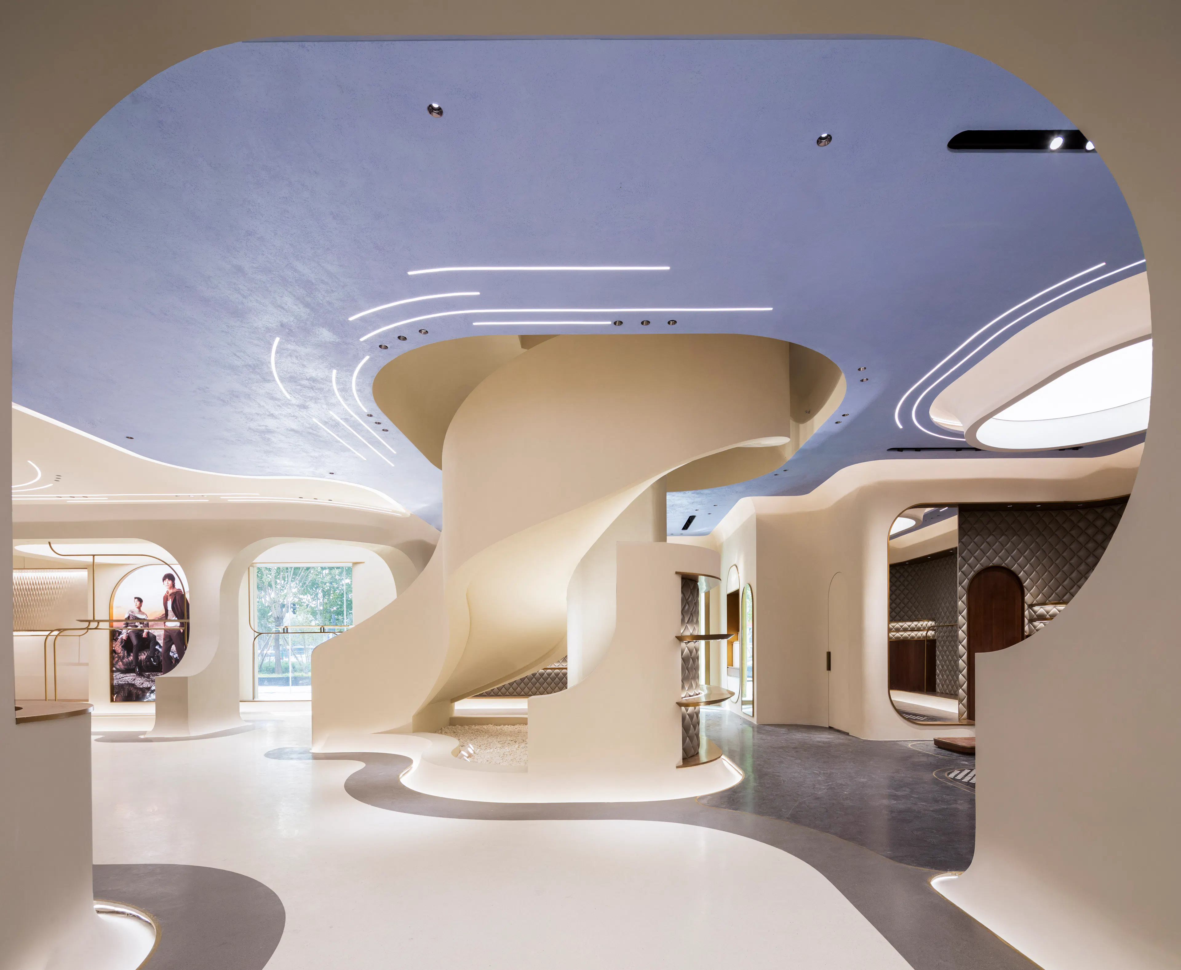 VICUTU Concept Flagship Store — 8