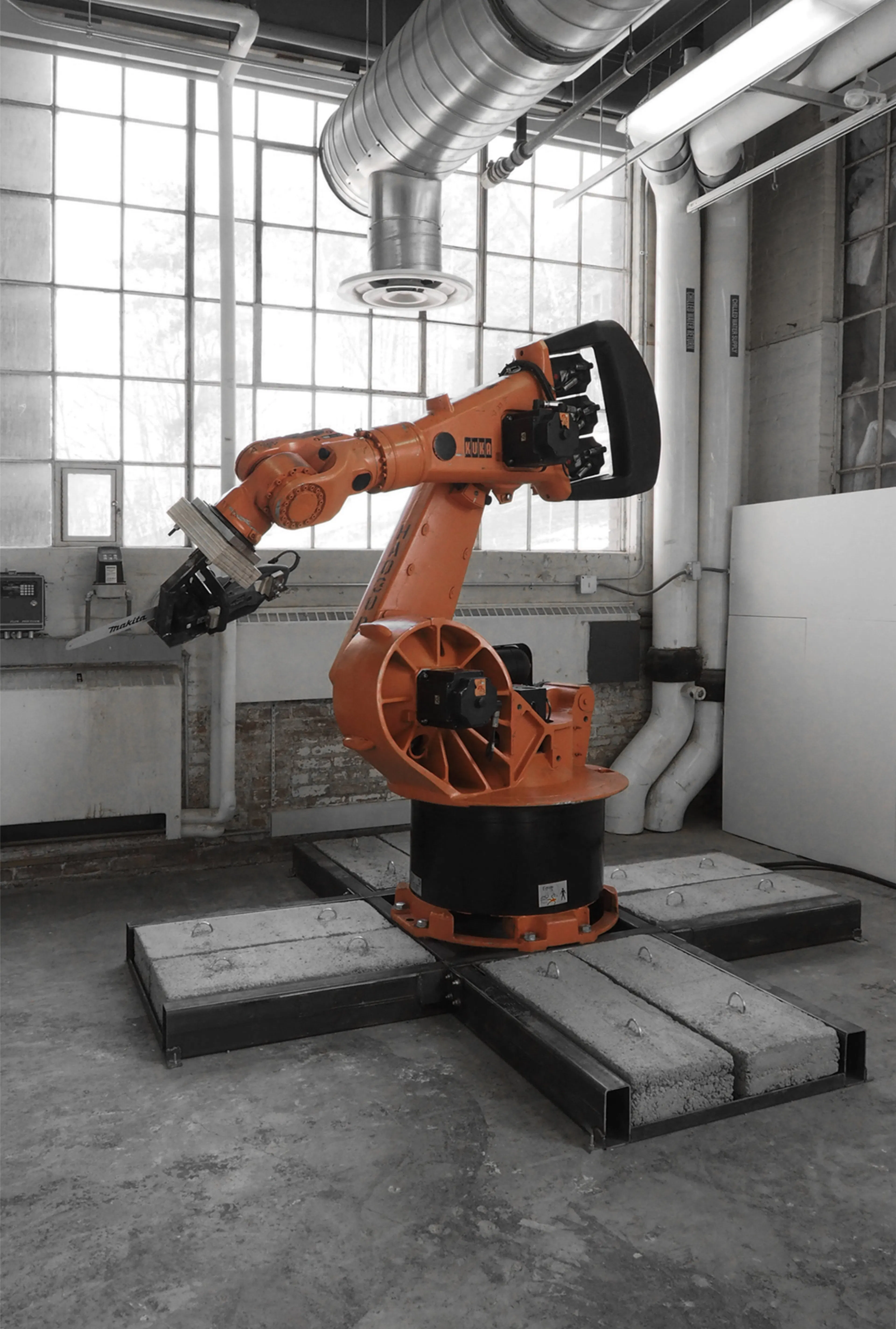 Digital Curvature — Experimental Study of Digital Wood Fabrication — 2