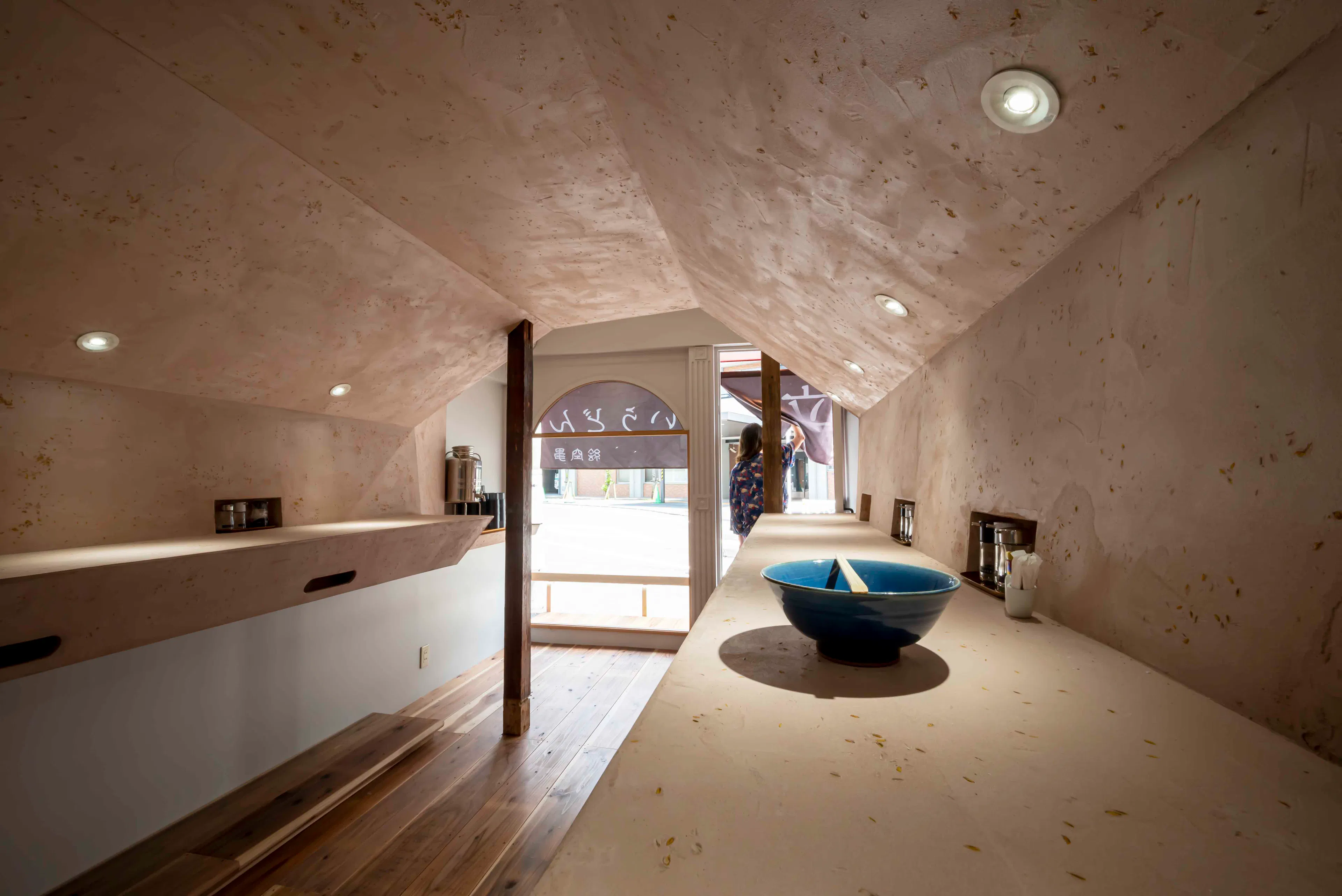 Stand Up Udon Noodel — 15