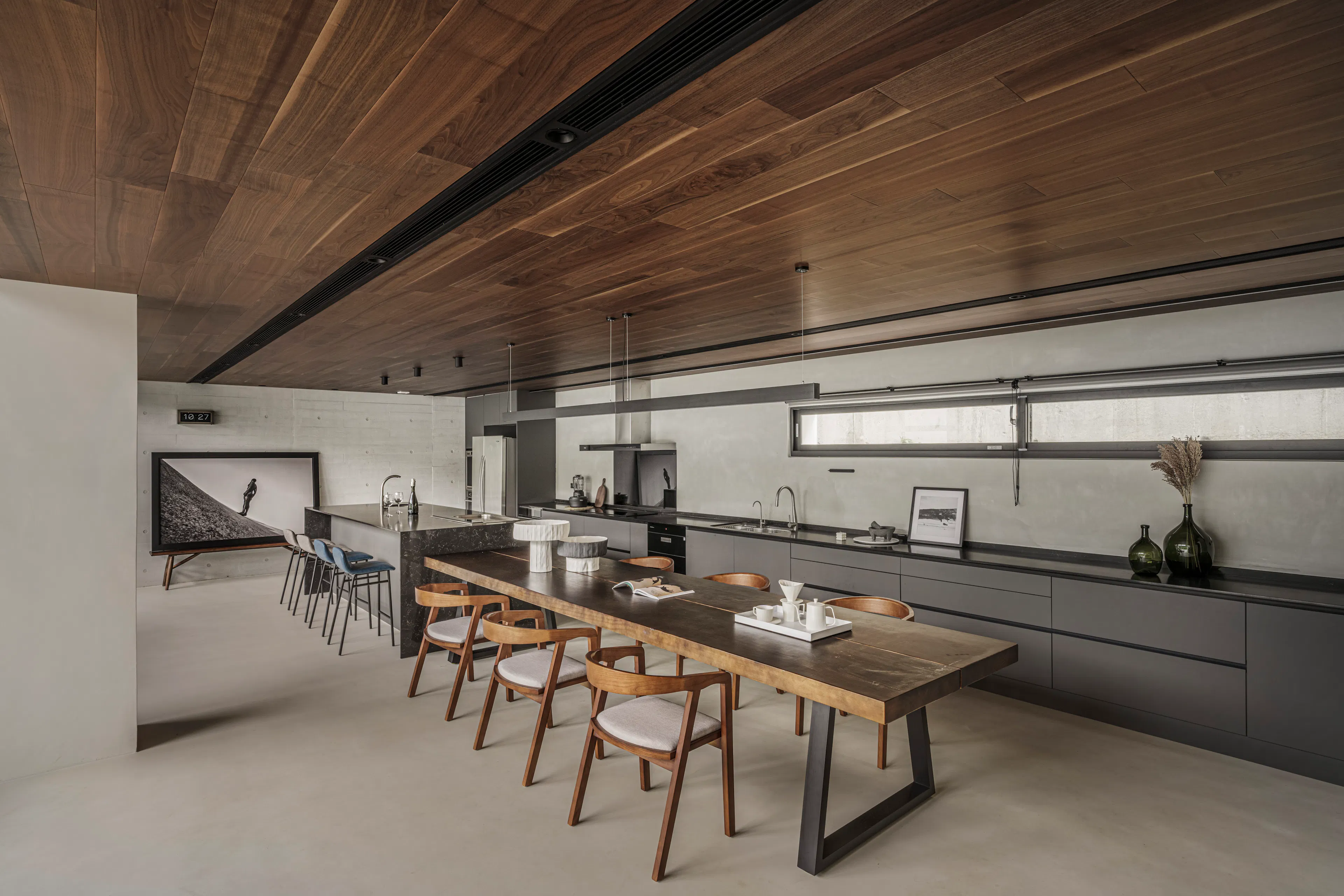 Rendezvous for Four Generations — 2