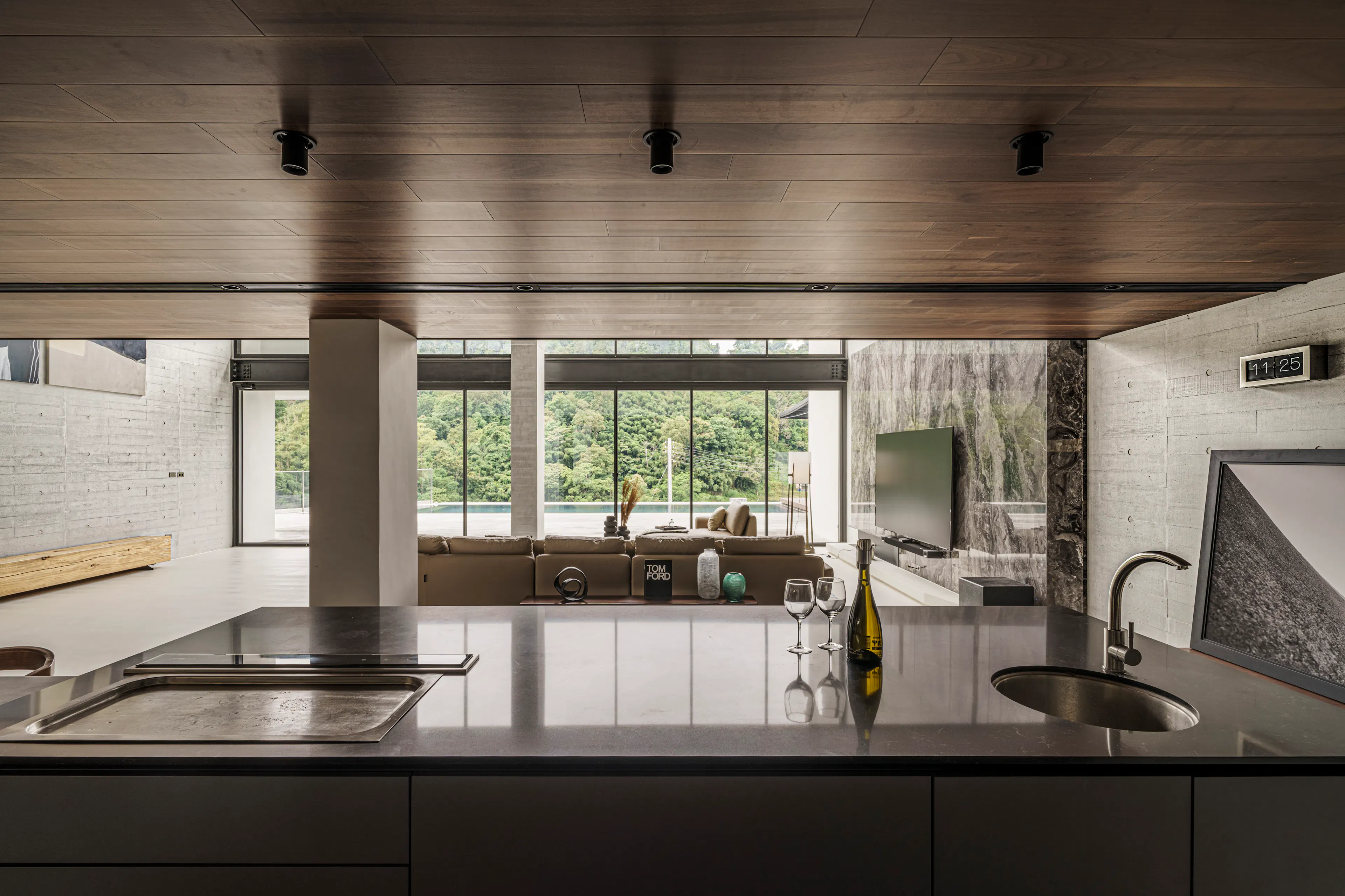 Rendezvous for Four Generations — 3