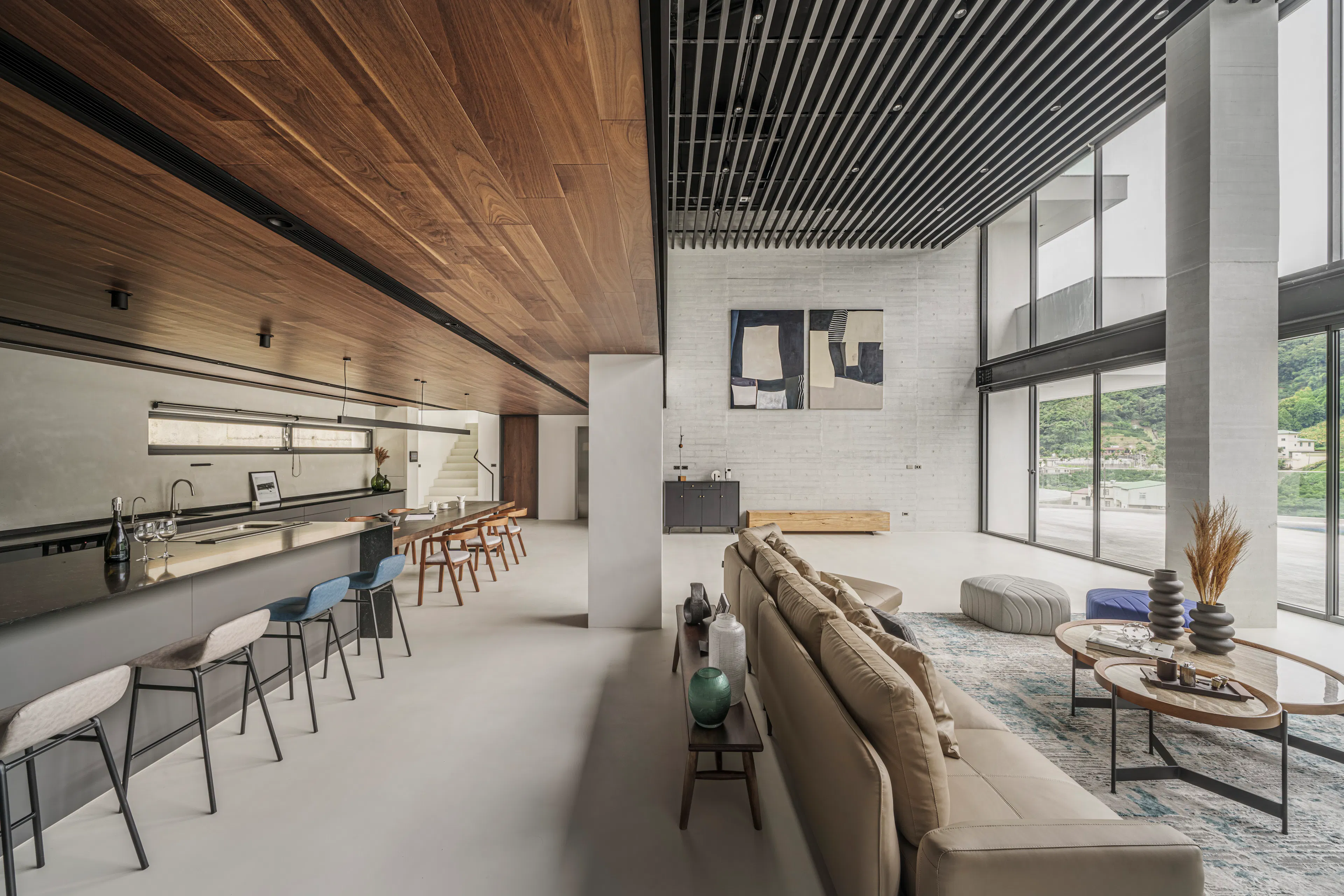 Rendezvous for Four Generations — 5