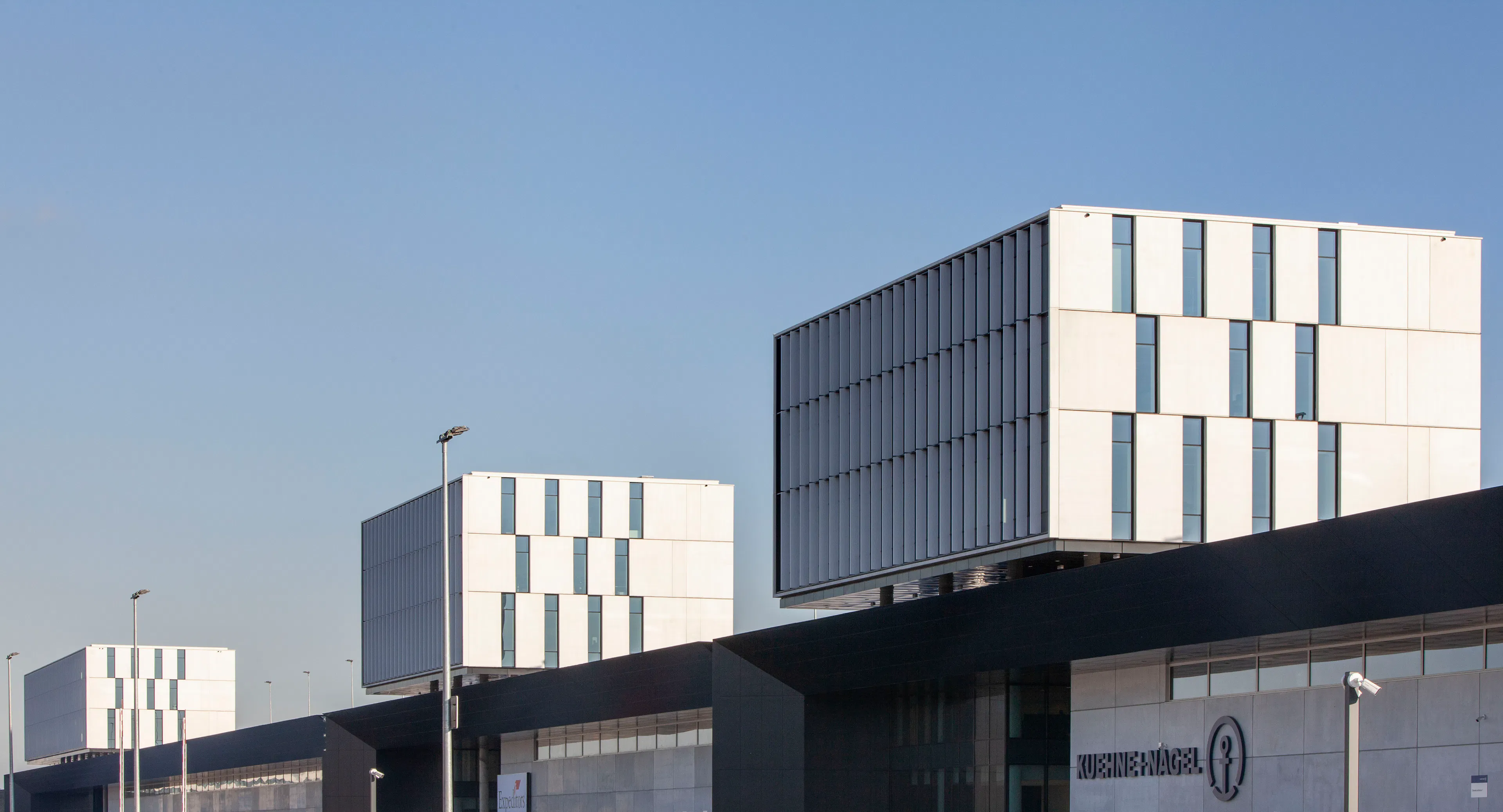 Brucargo West — 10