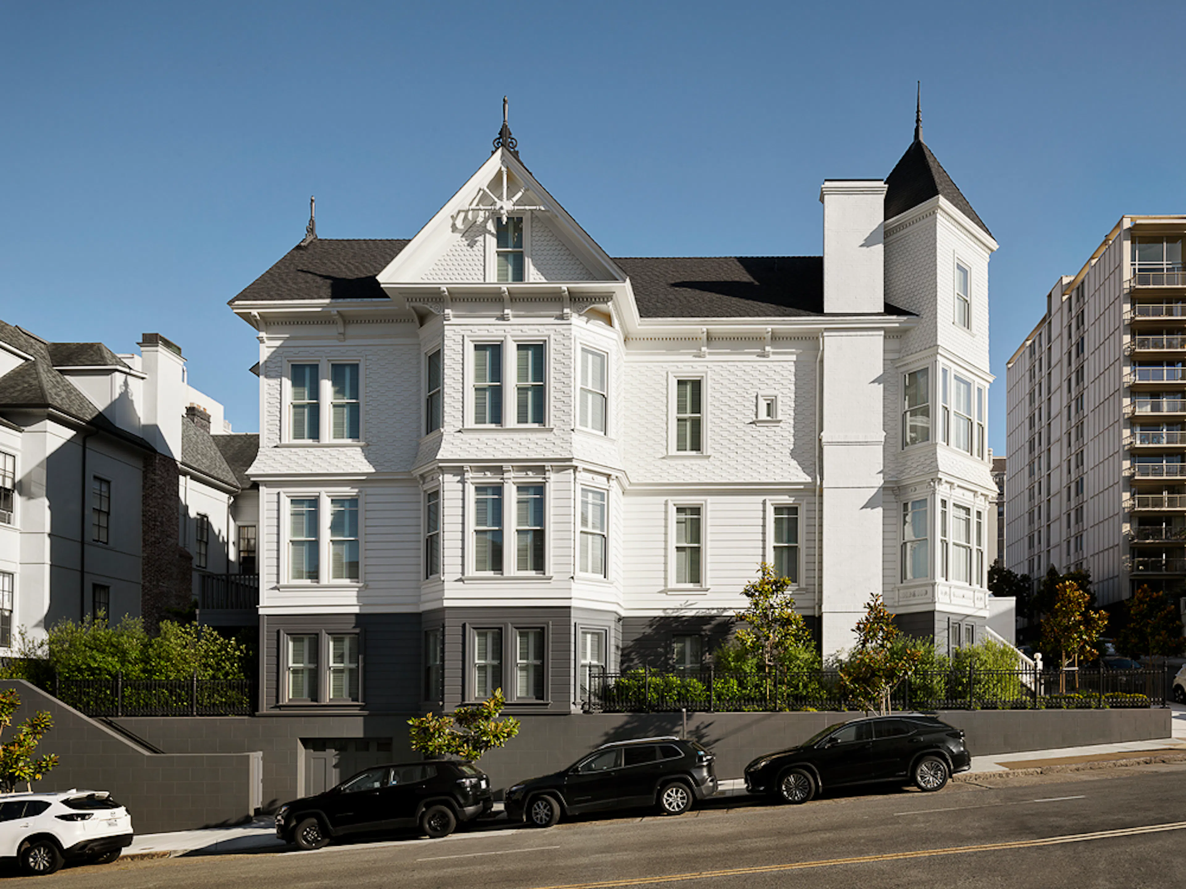 Diamond Mountain — 8