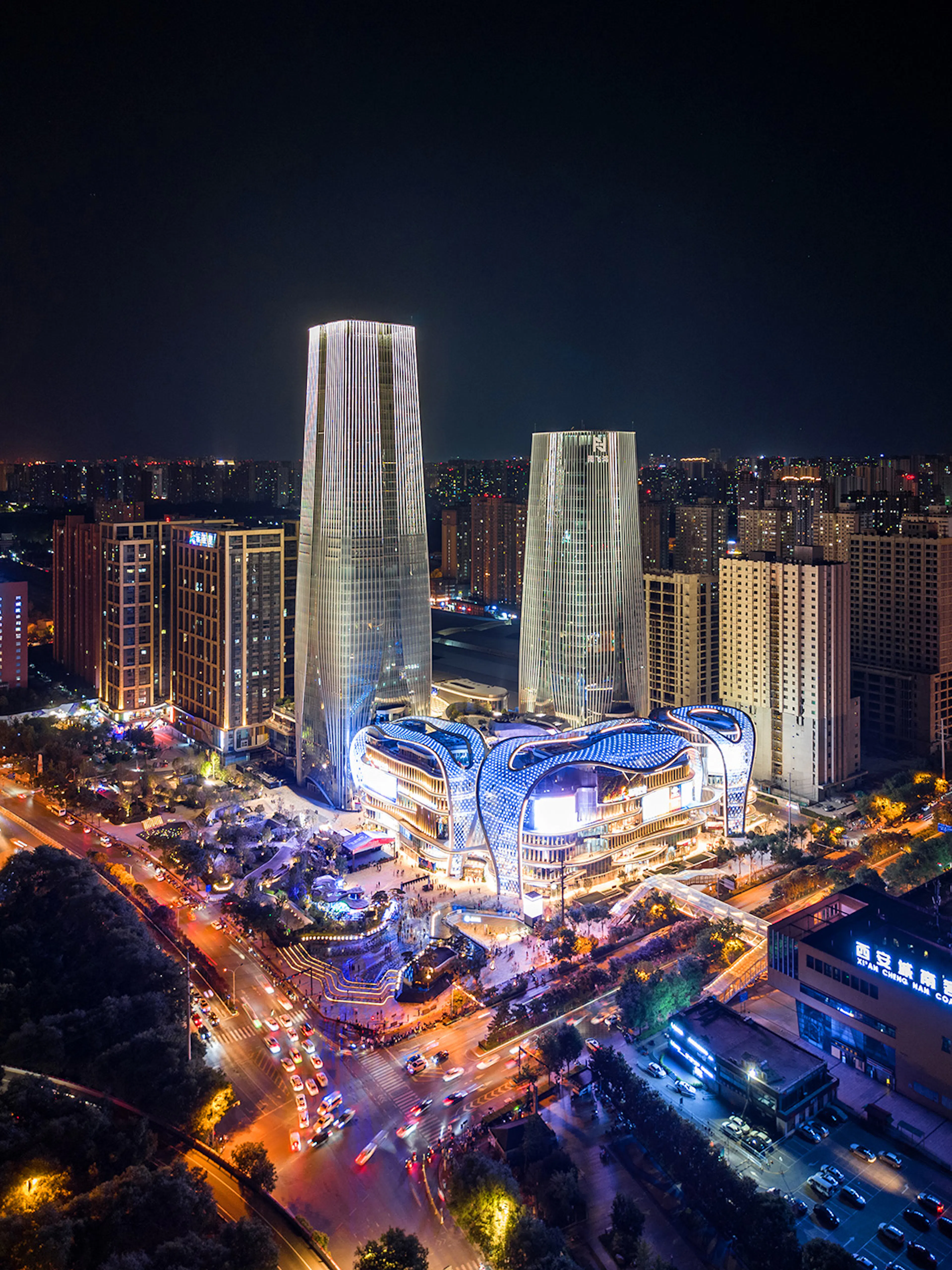 Aedas-Designed Xi’an Lovi Center — 2