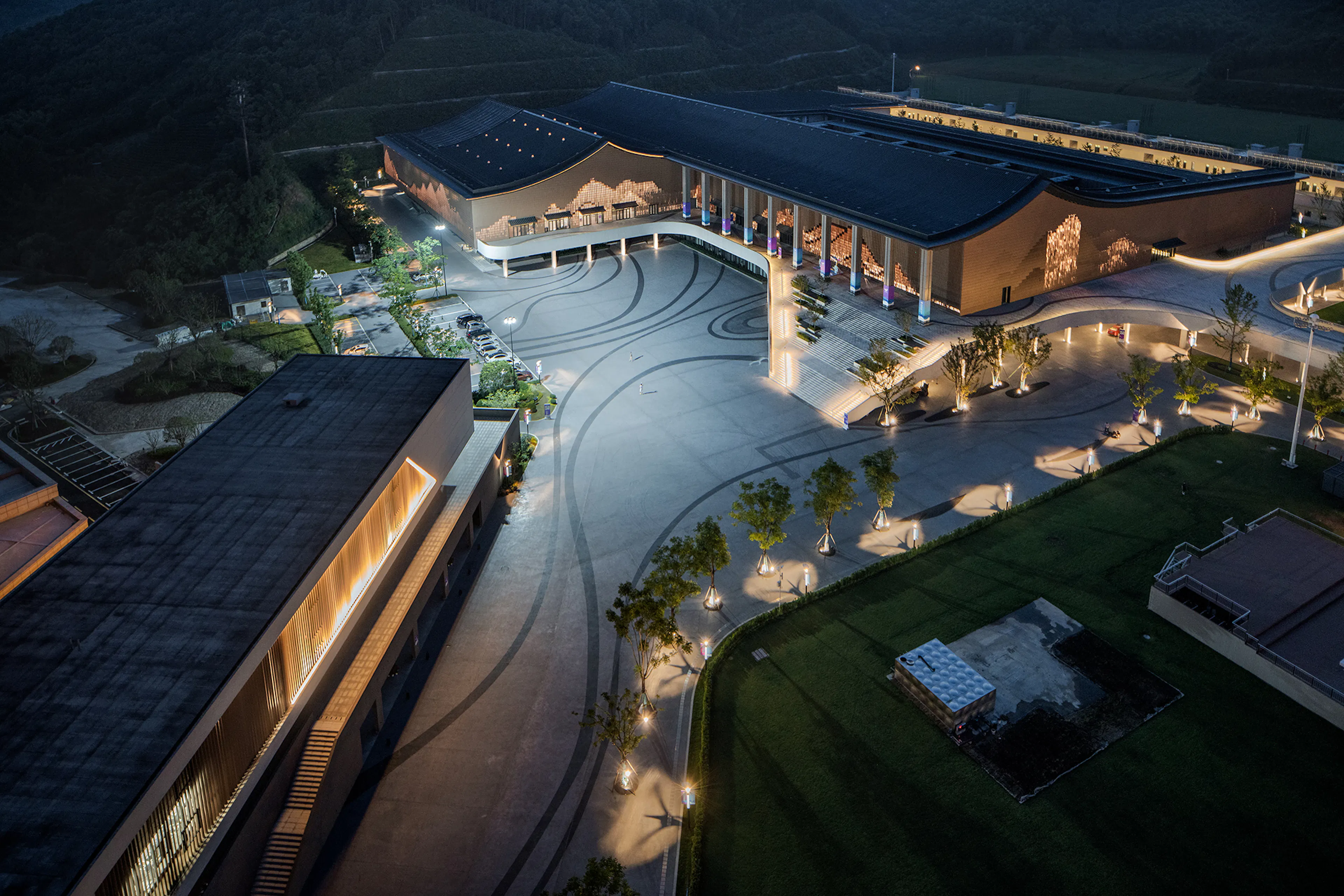 Fuyang Yinhu Sports Center — 27