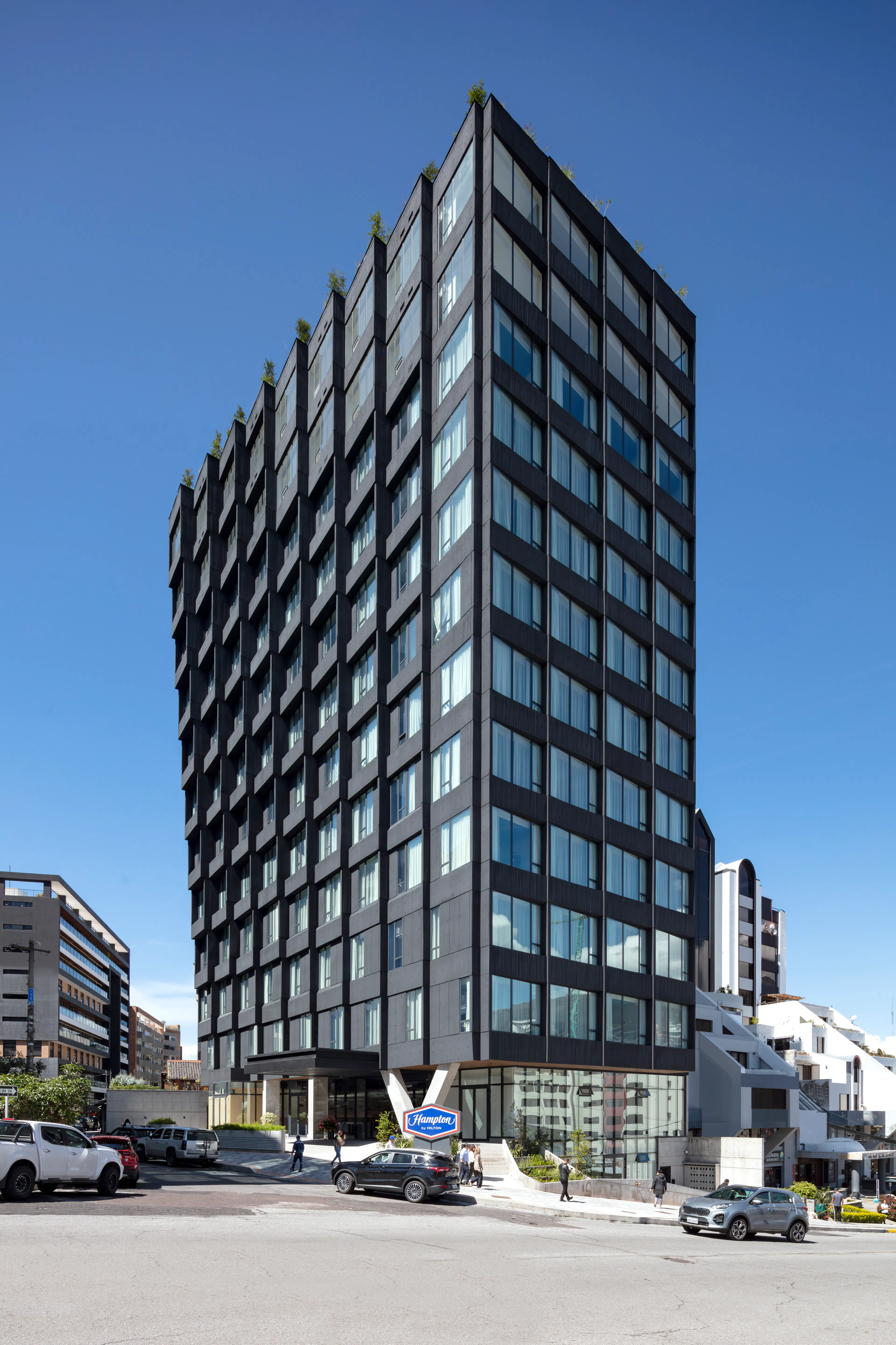 Hampton by Hilton Carolina Park & Zenith Penthouse Suites — 5