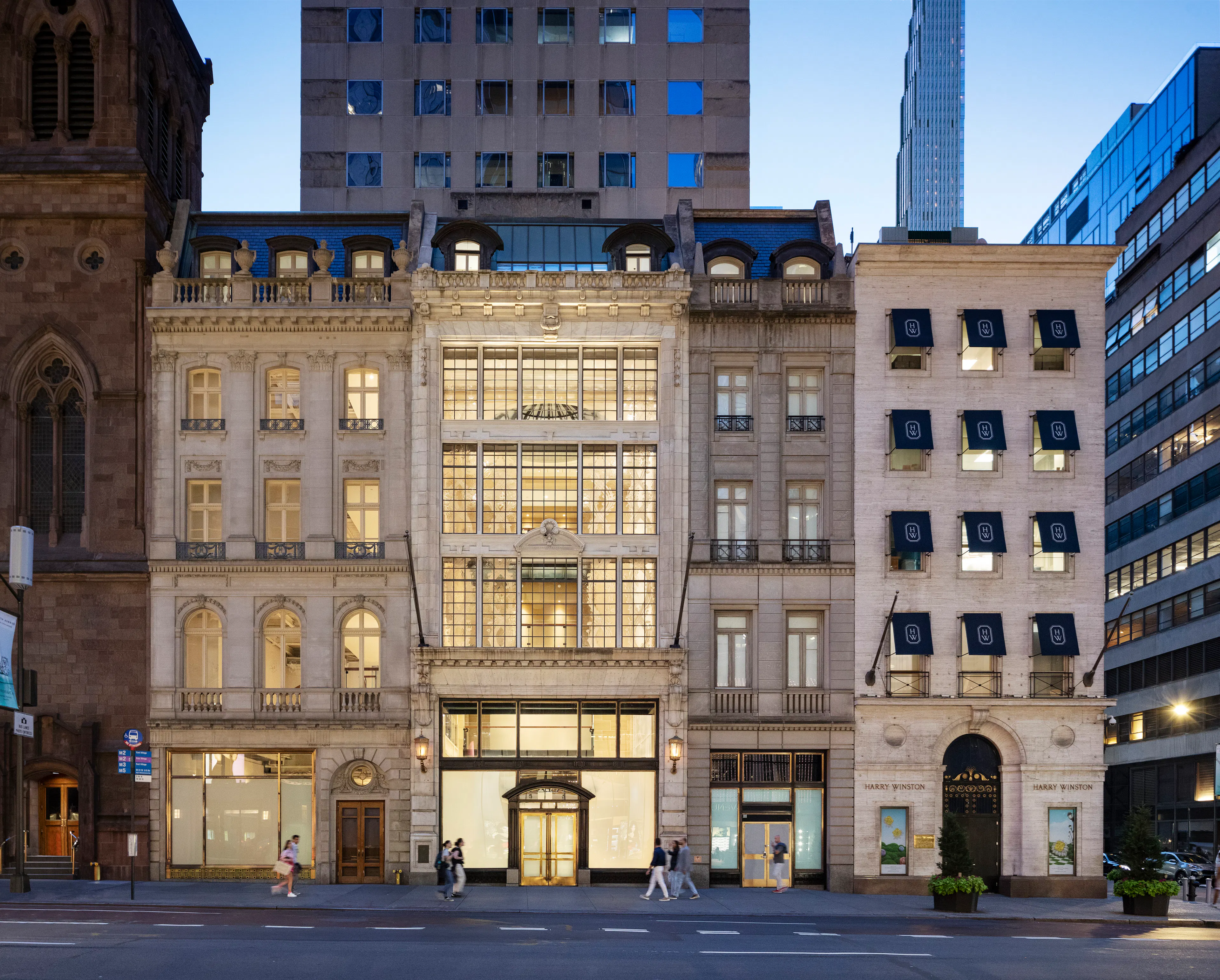 712 Fifth Avenue Retail