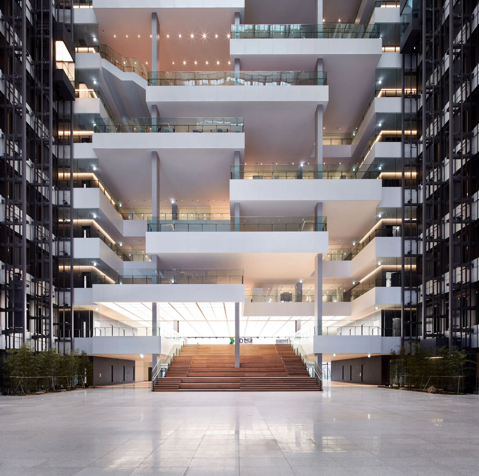 HD Hyundai Global R&D Center (GRC) by NIKKEN SEKKEI LTD - Architizer