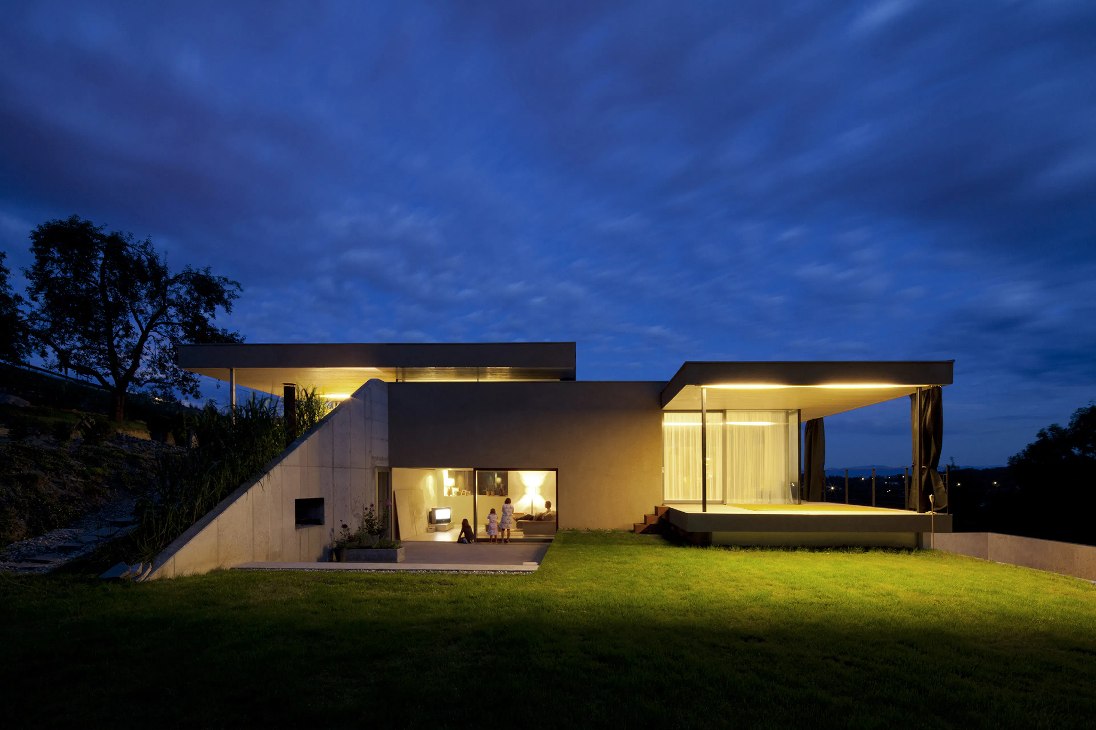 destilat Design Studio GmbH — 66