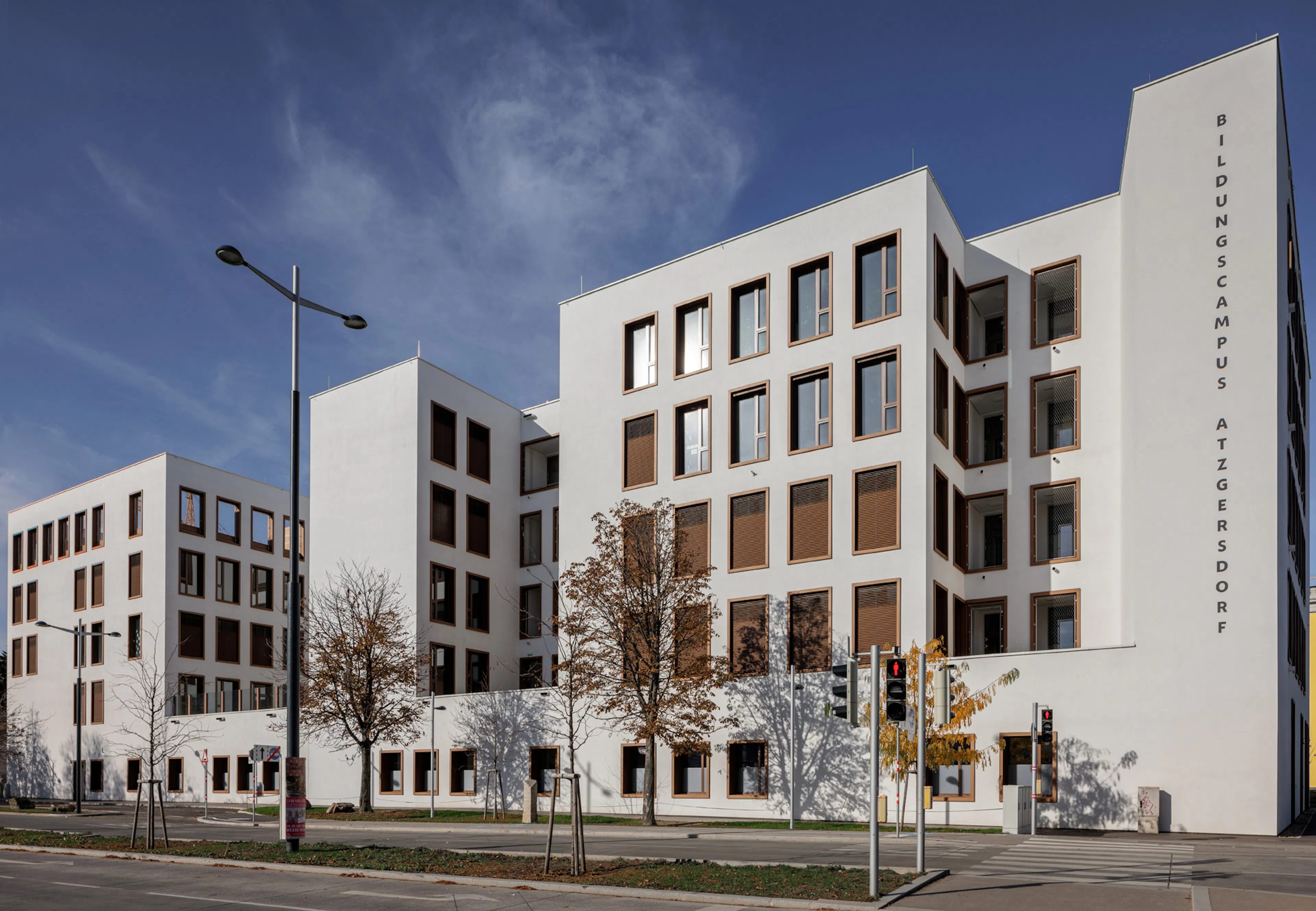 Grande Arme-l1ve, restructuring modernism — 31