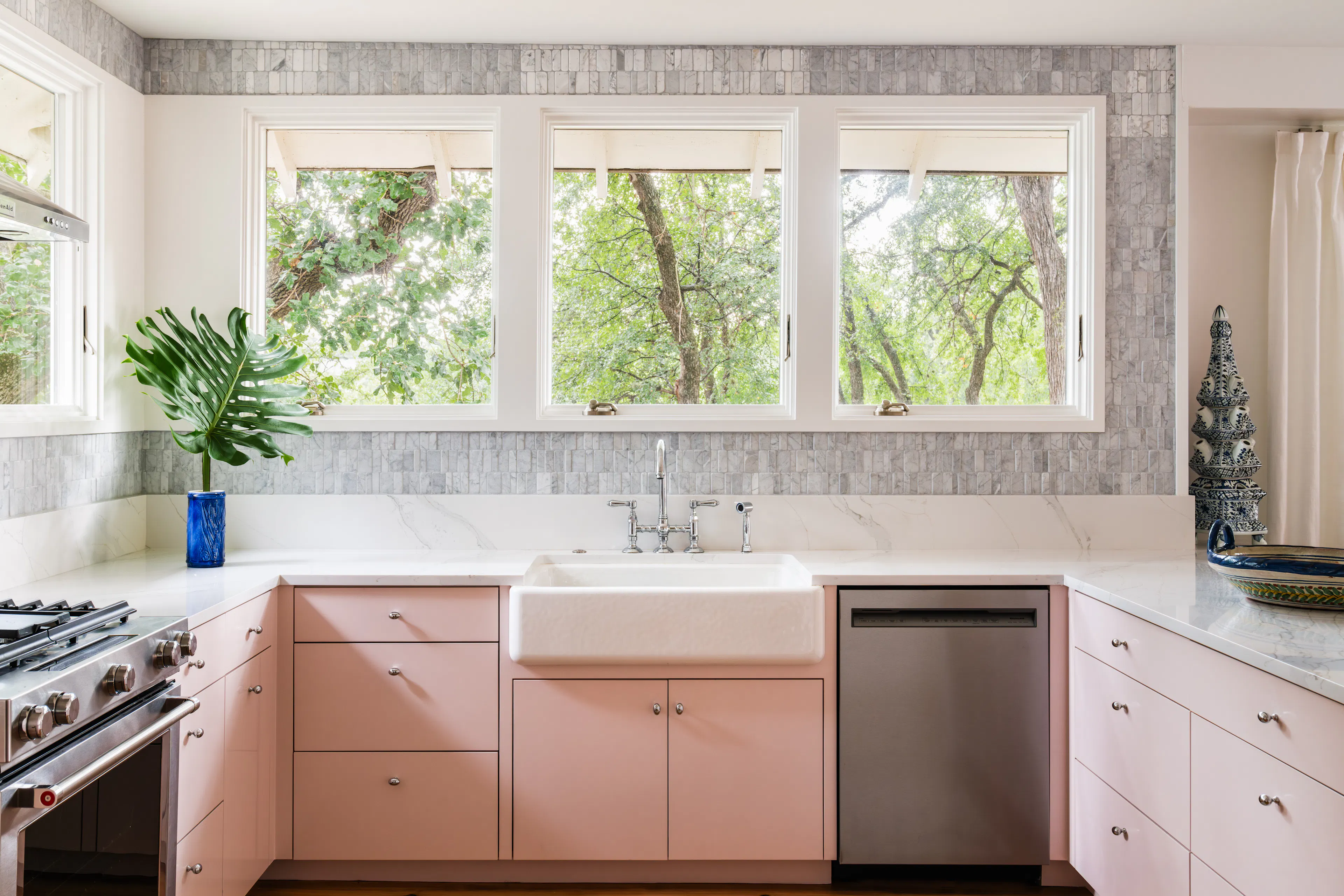 2121 South Lamar — 20