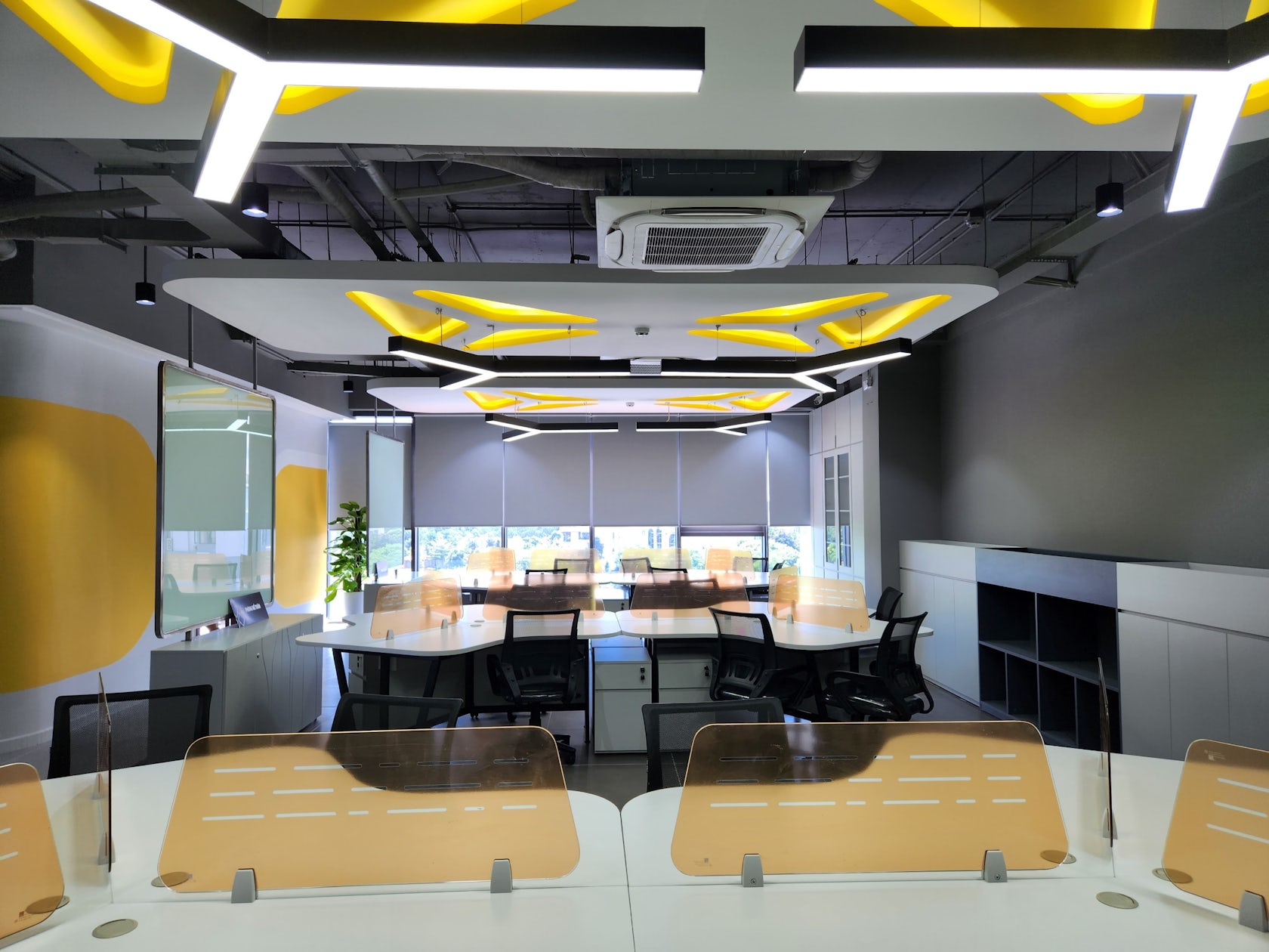 FPT TELECOM OFFICE by XMArchitect - Architizer