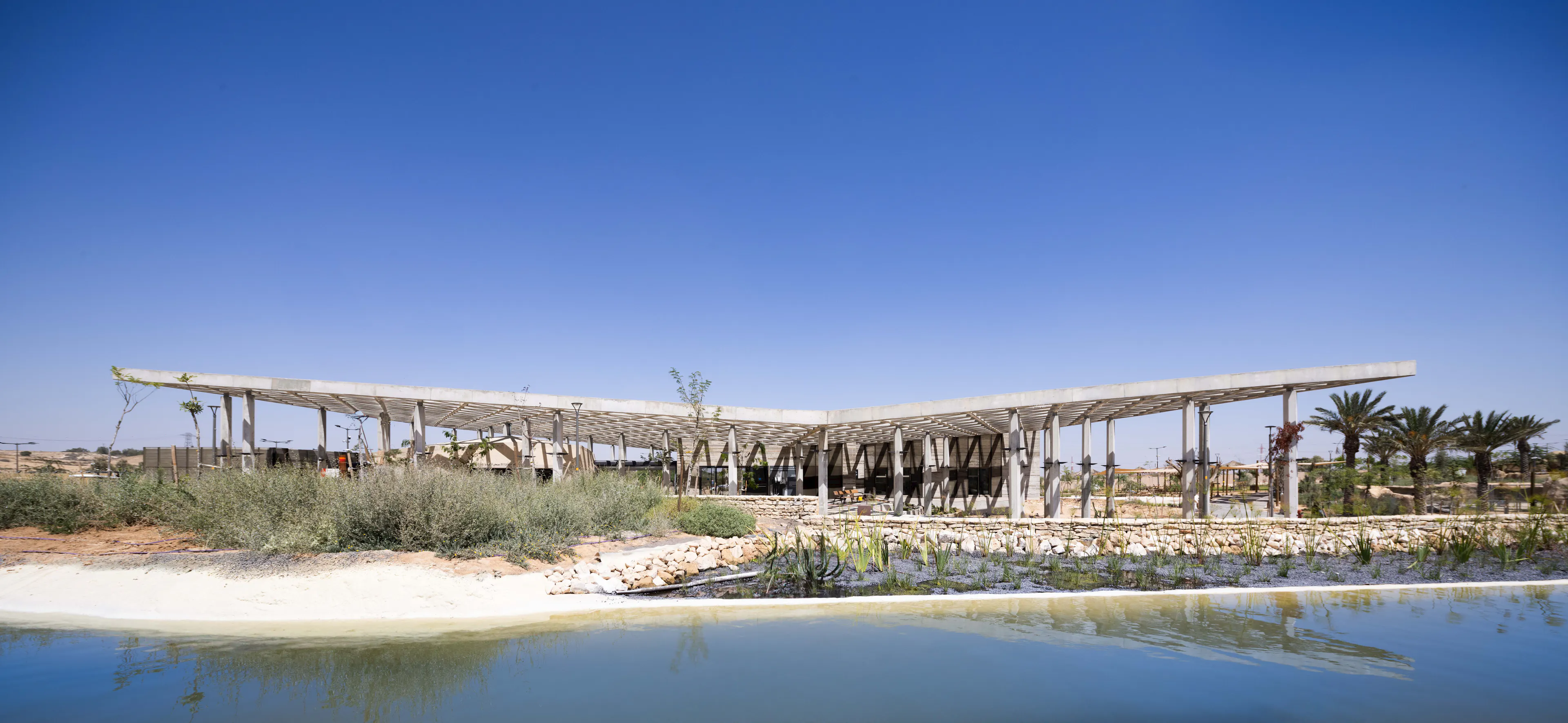 Midbarium, The Jack, Joseph & Morton Mandell Animal Park — 6