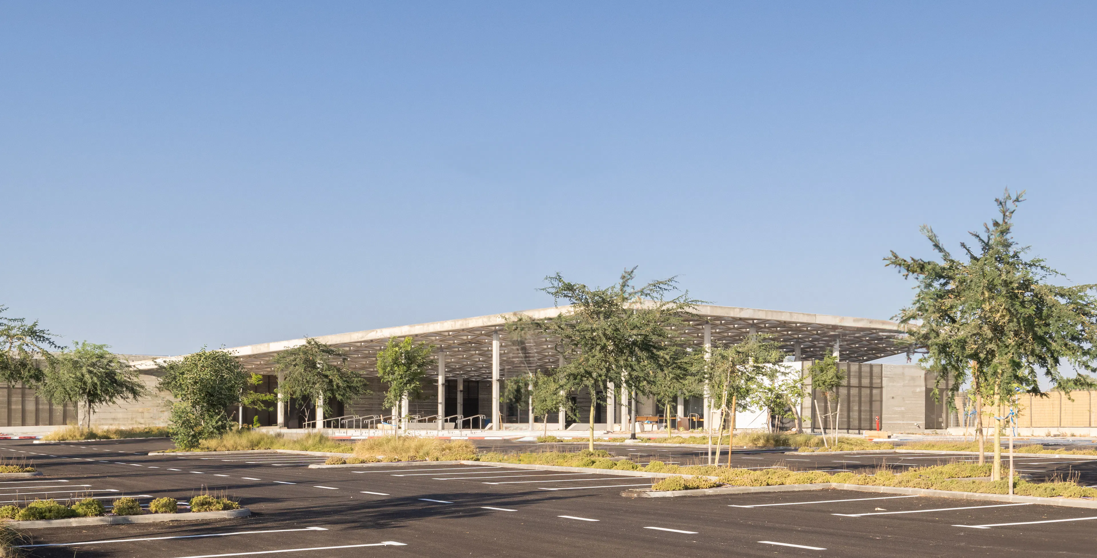 Midbarium, The Jack, Joseph & Morton Mandell Animal Park — 10