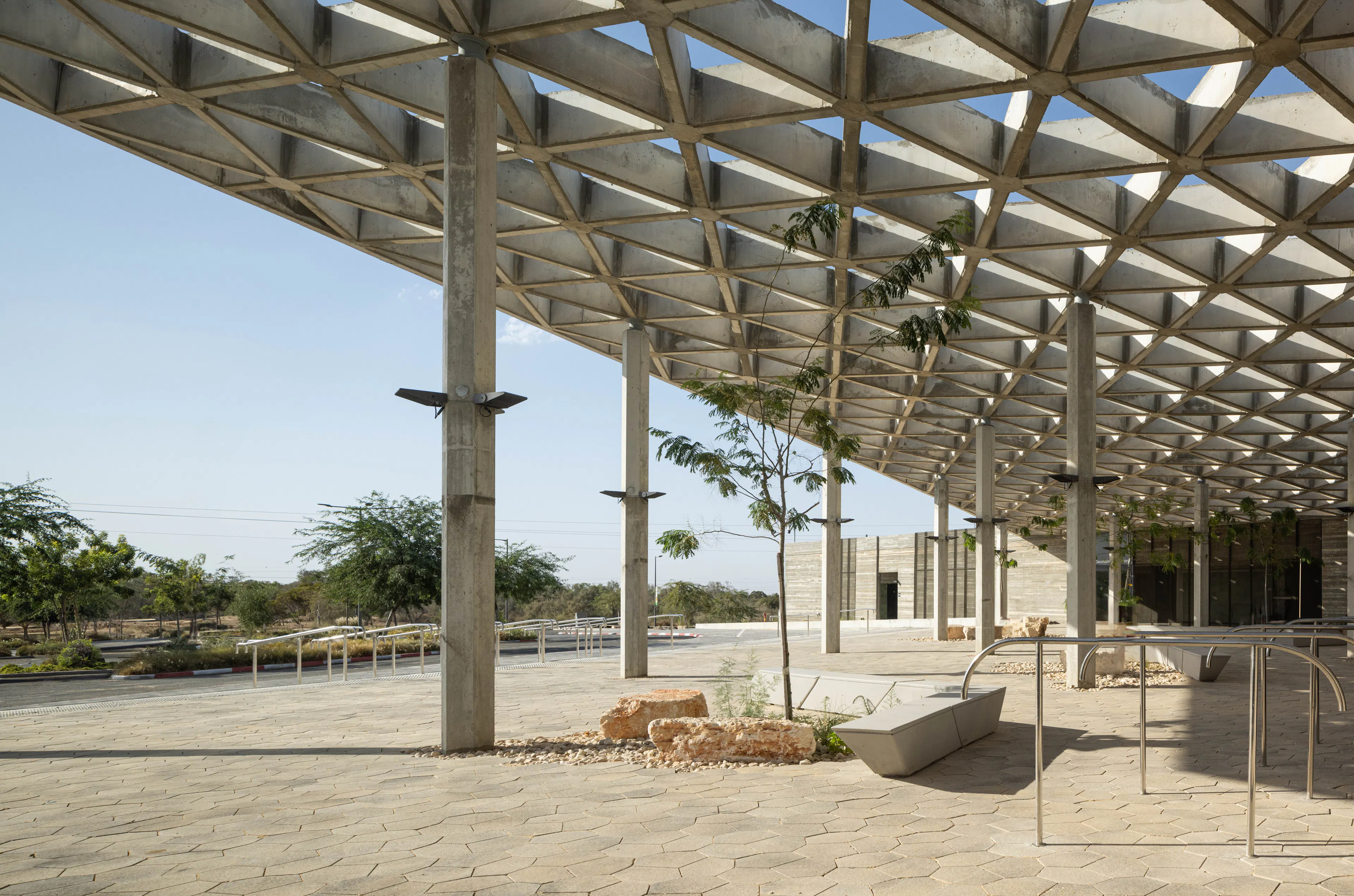 Midbarium, The Jack, Joseph & Morton Mandell Animal Park — 23