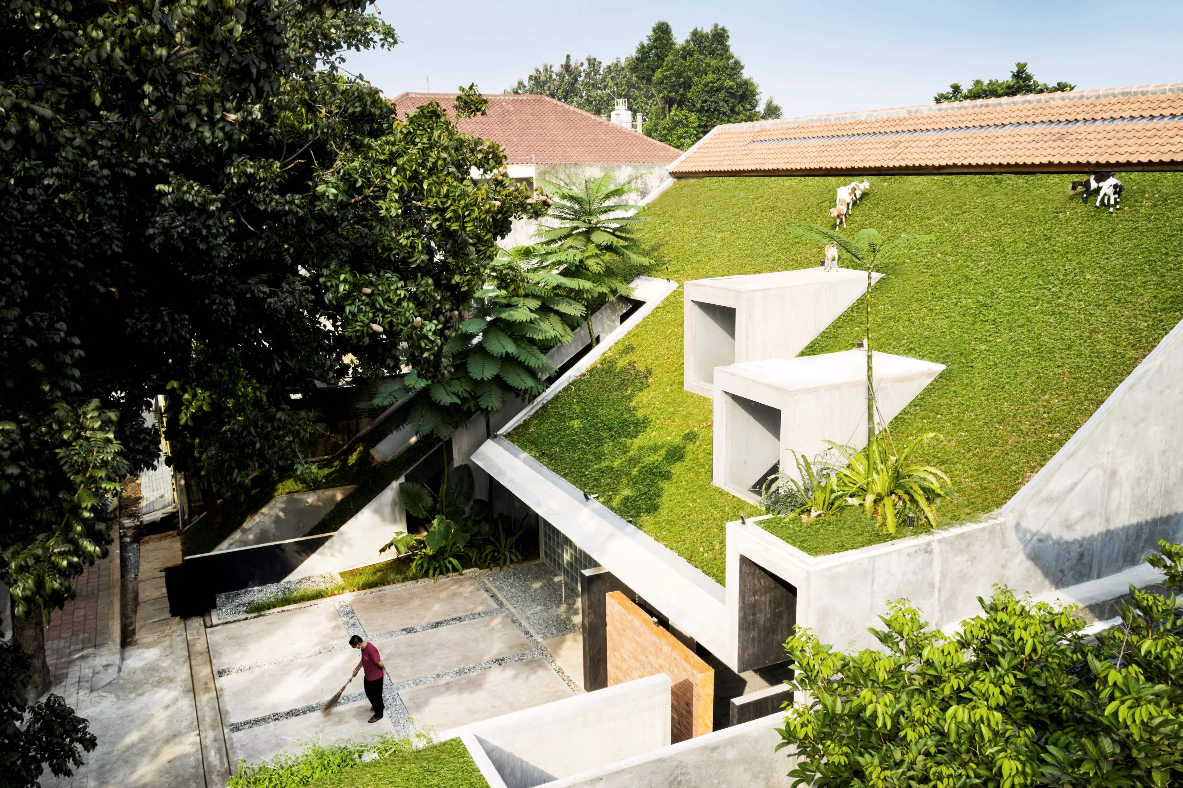 Aruma Split Garden — 48