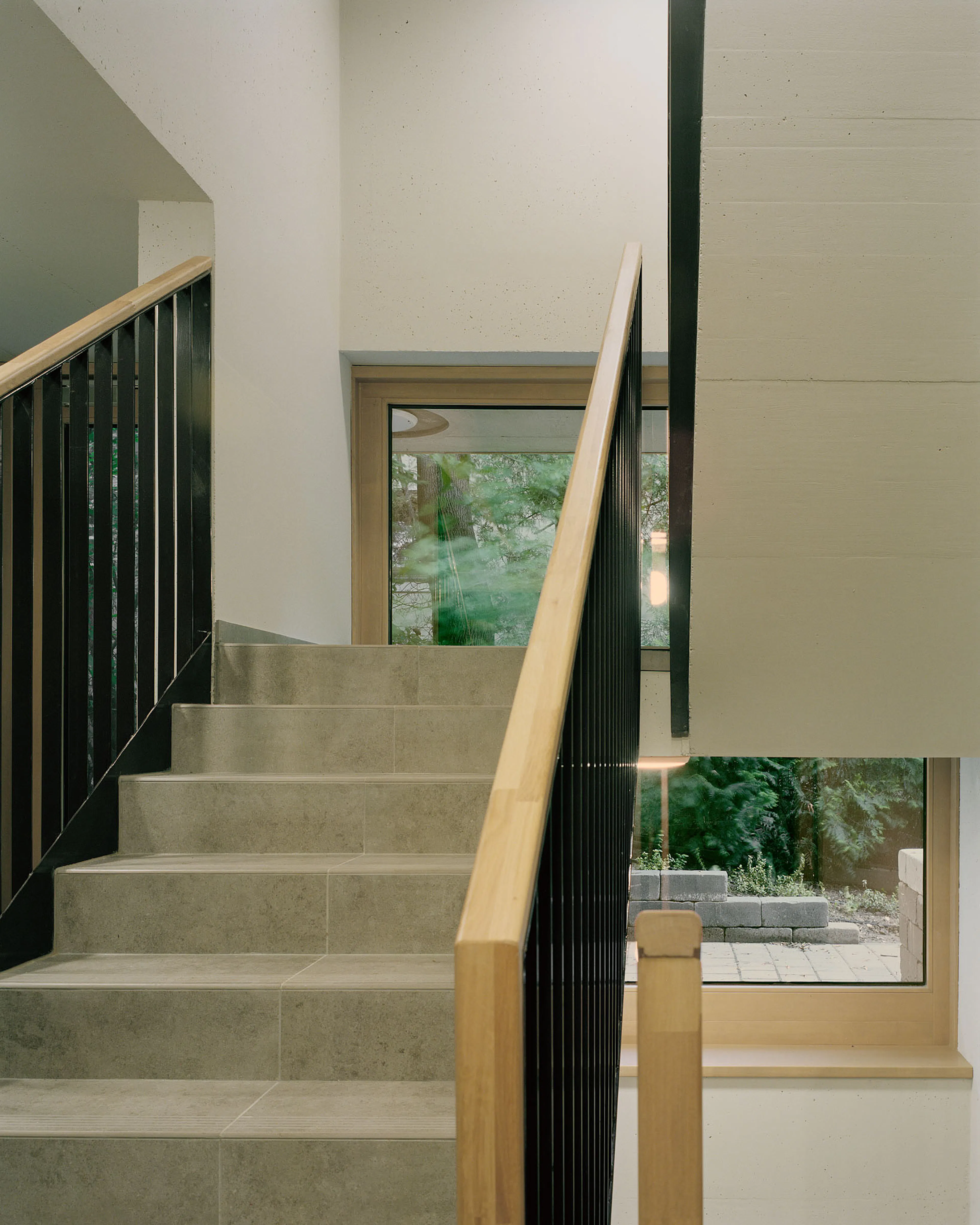 H151 - a house with five apartments — 3