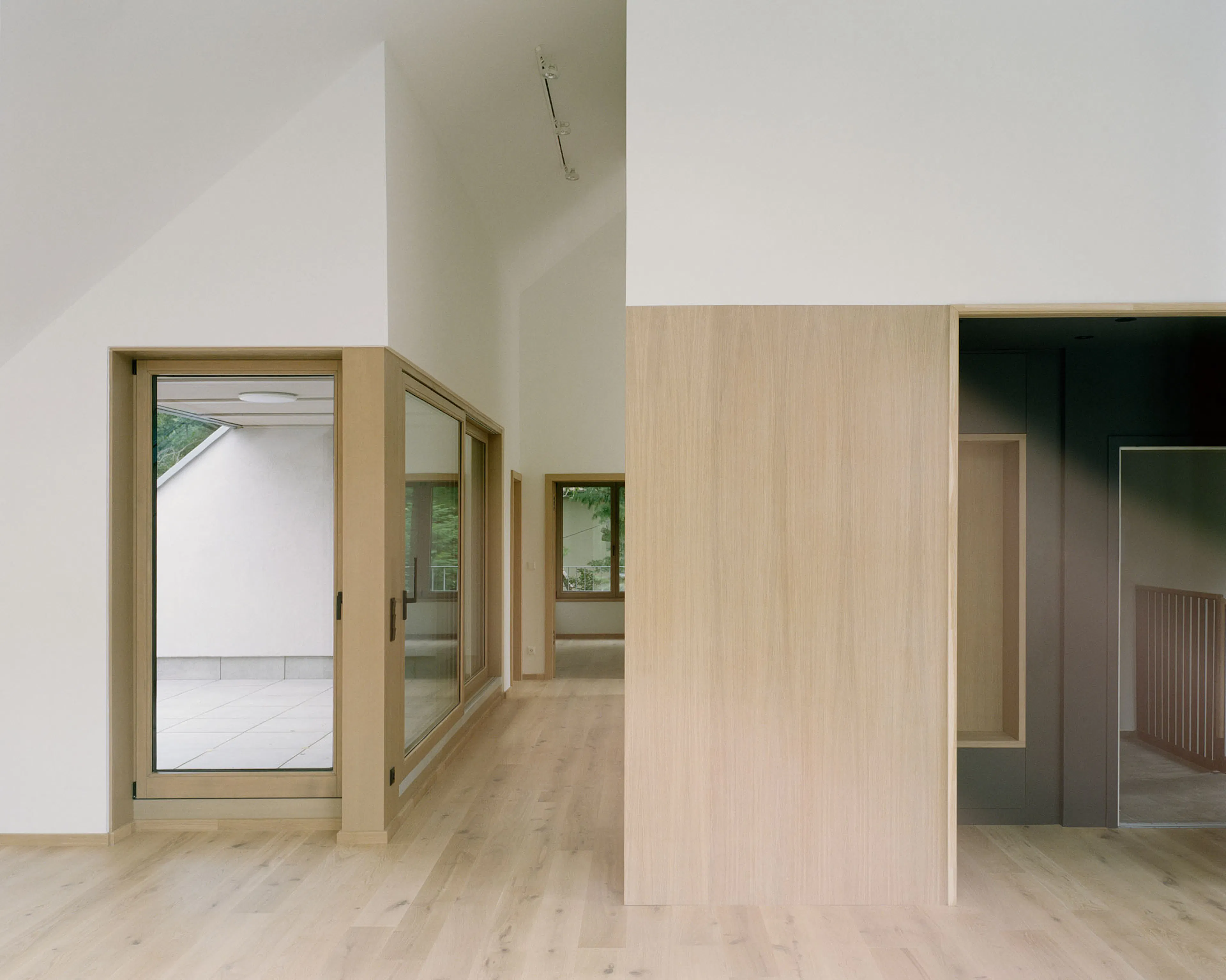 H151 - a house with five apartments — 6