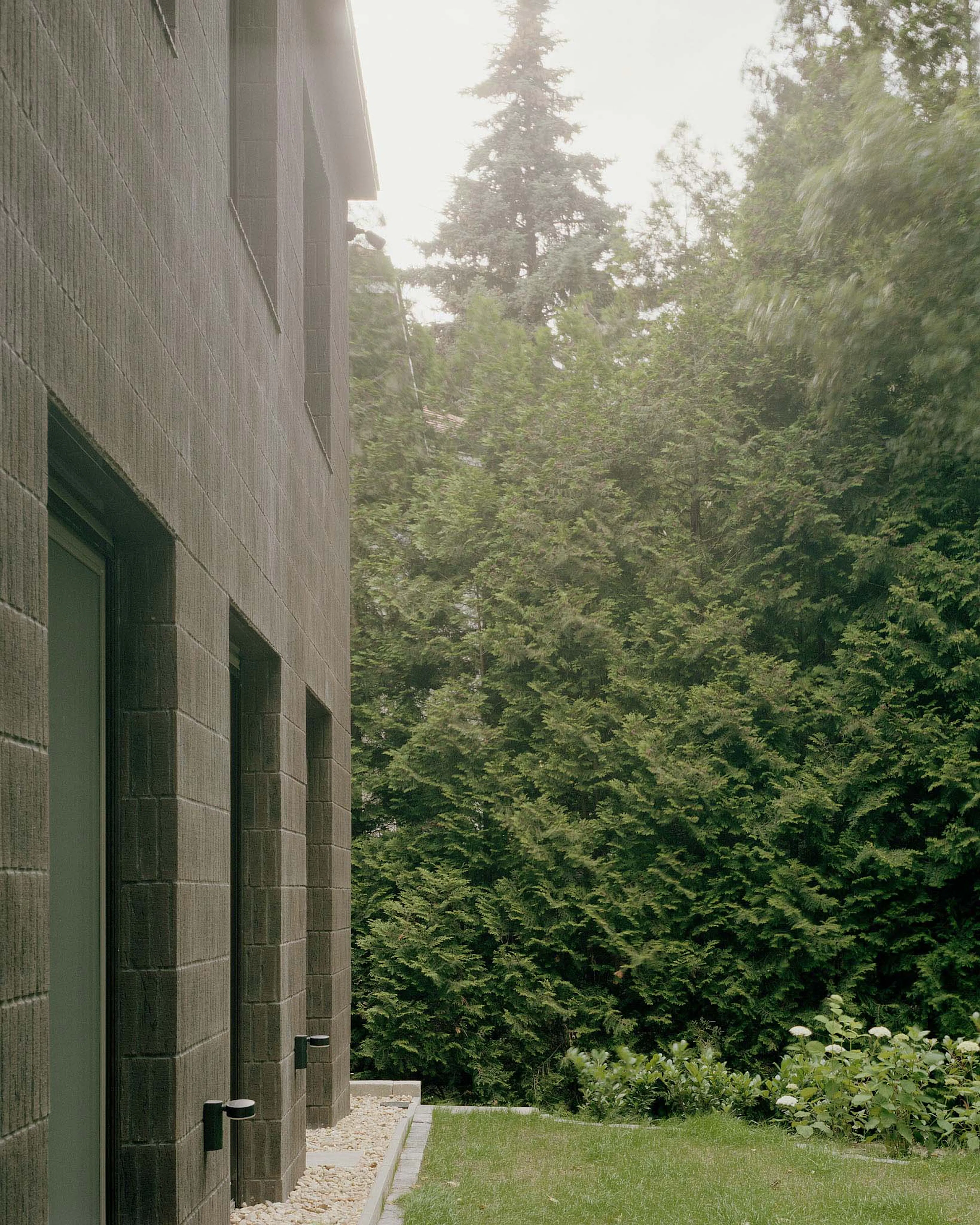 H151 - a house with five apartments — 14